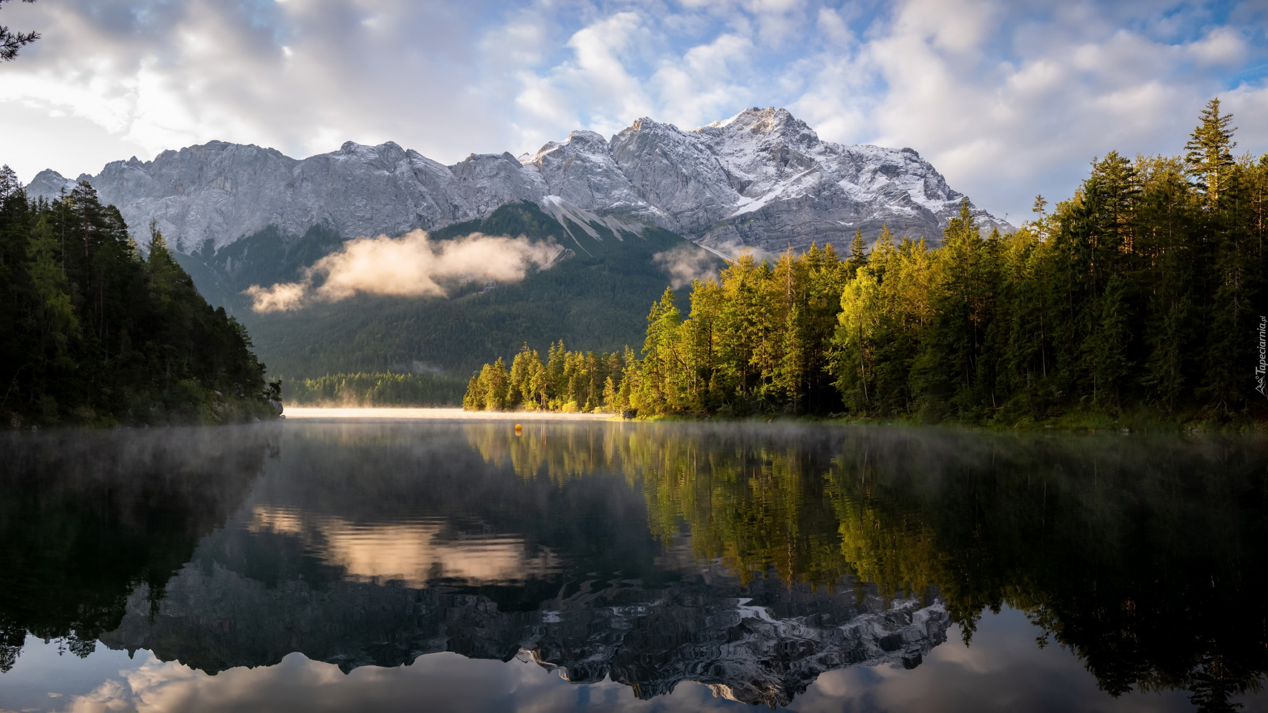 Jezioro Eibsee, Góry, Garmisch-Partenkirchen, Bawaria, Niemcy