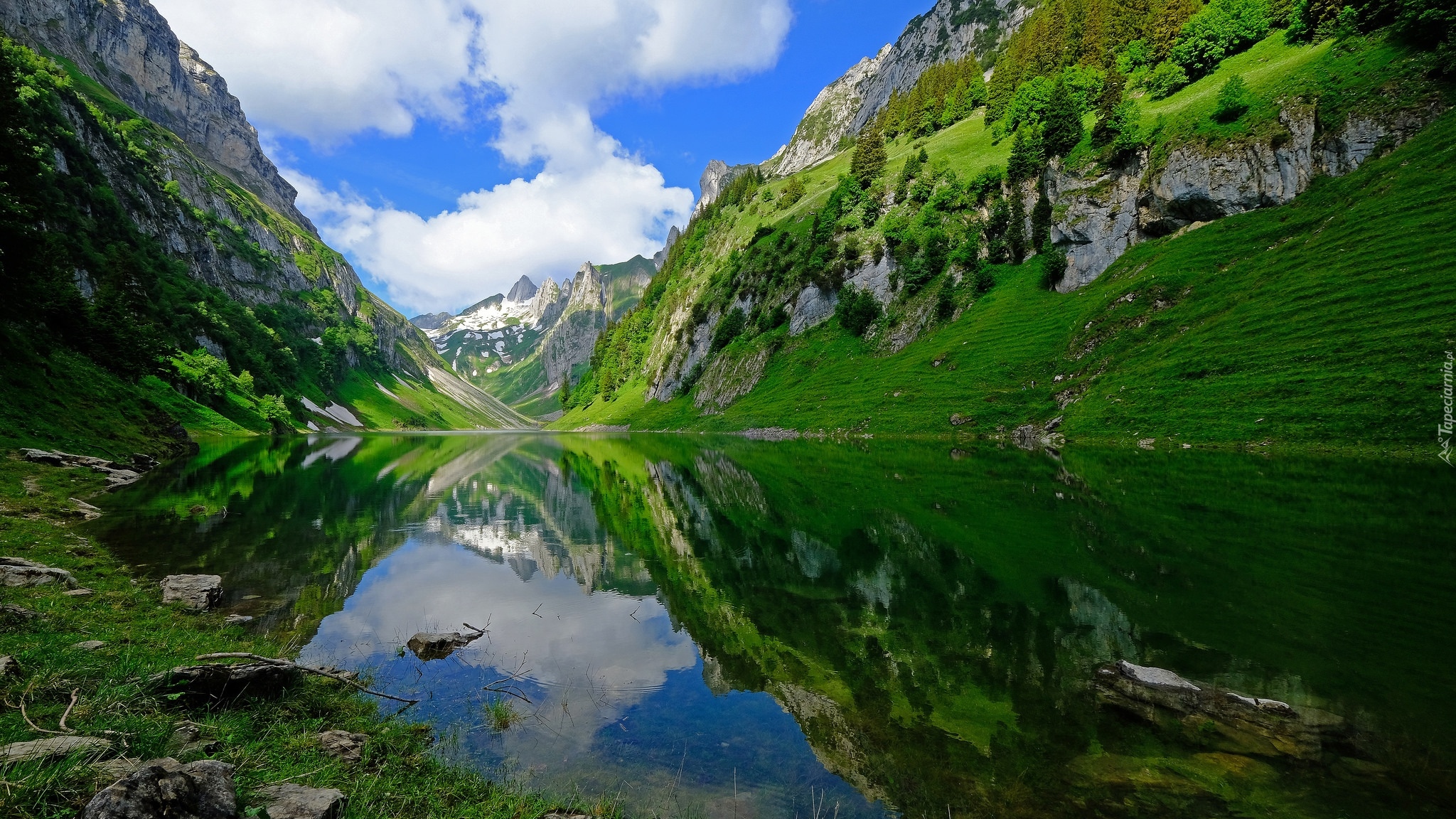 Szwajcaria, Gmina Rute, Kanton Appenzell Innerrhoden, Góry Alpy, Jezioro Falensee, Chmury, Odbicie