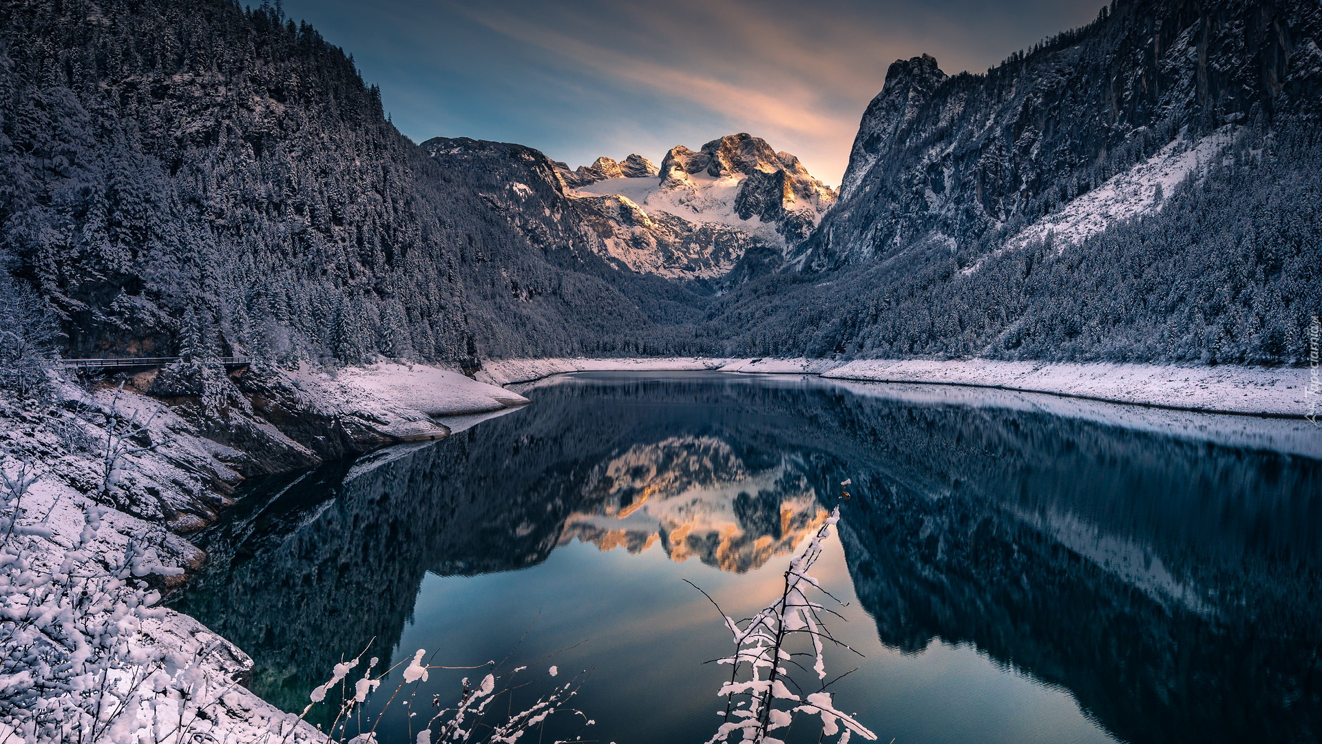 Góry Dachstein, Jezioro Gosauseen, Zima, Lasy, Drzewa, Powiat Gmunden, Gosau, Austria