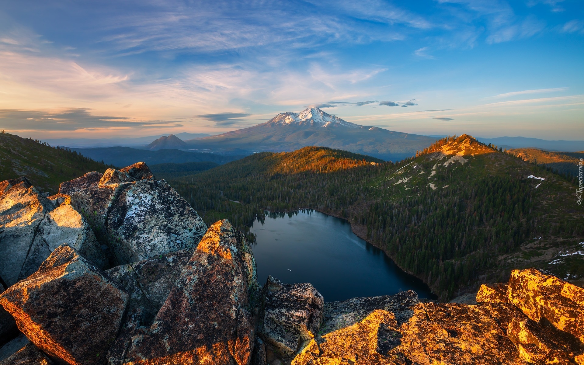 Góry Kaskadowe, Stratowulkan, Góry, Mount Shasta, Jezioro, Heart Lake, Las, Drzewa, Kalifornia, Stany Zjednoczone