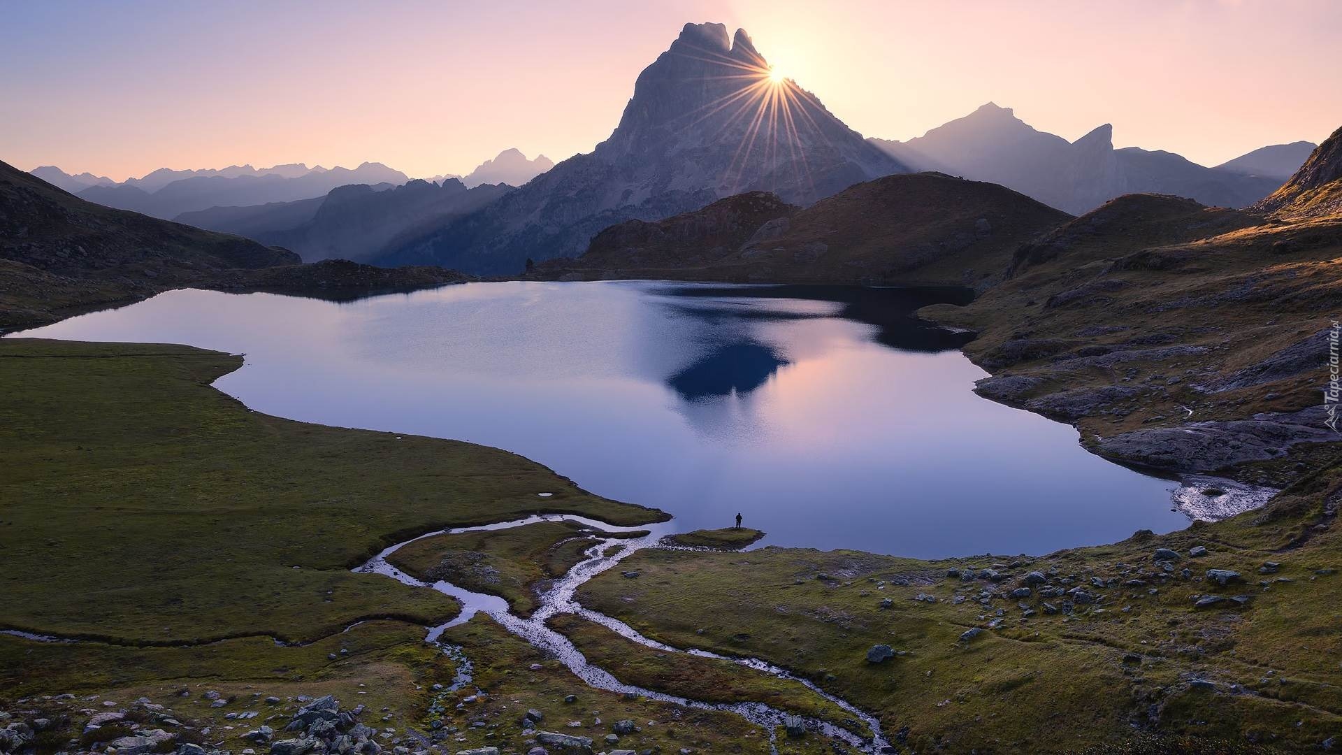 Jezioro, Góry, Pireneje, Promienie słońca