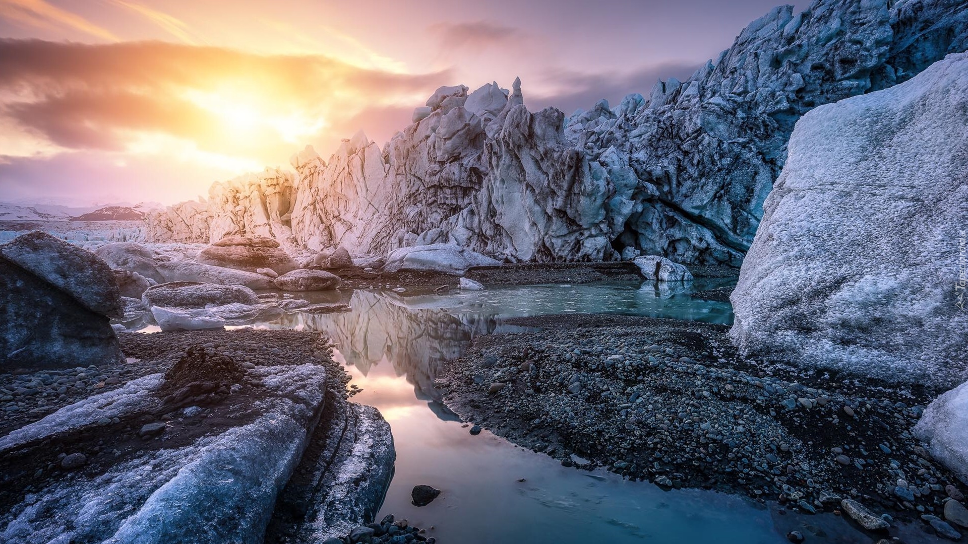 Islandia, Jezioro Jokulsarlon, Wschód słońca, Zima, Skała