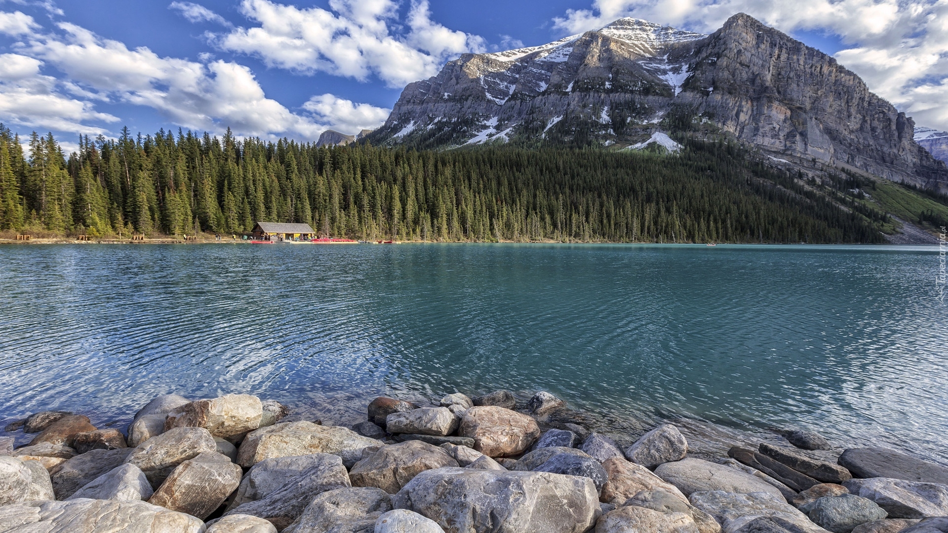 Park Narodowy Banff, Jezioro Lake Louise, Kanada, Góry Skaliste, Kamienie, Domek