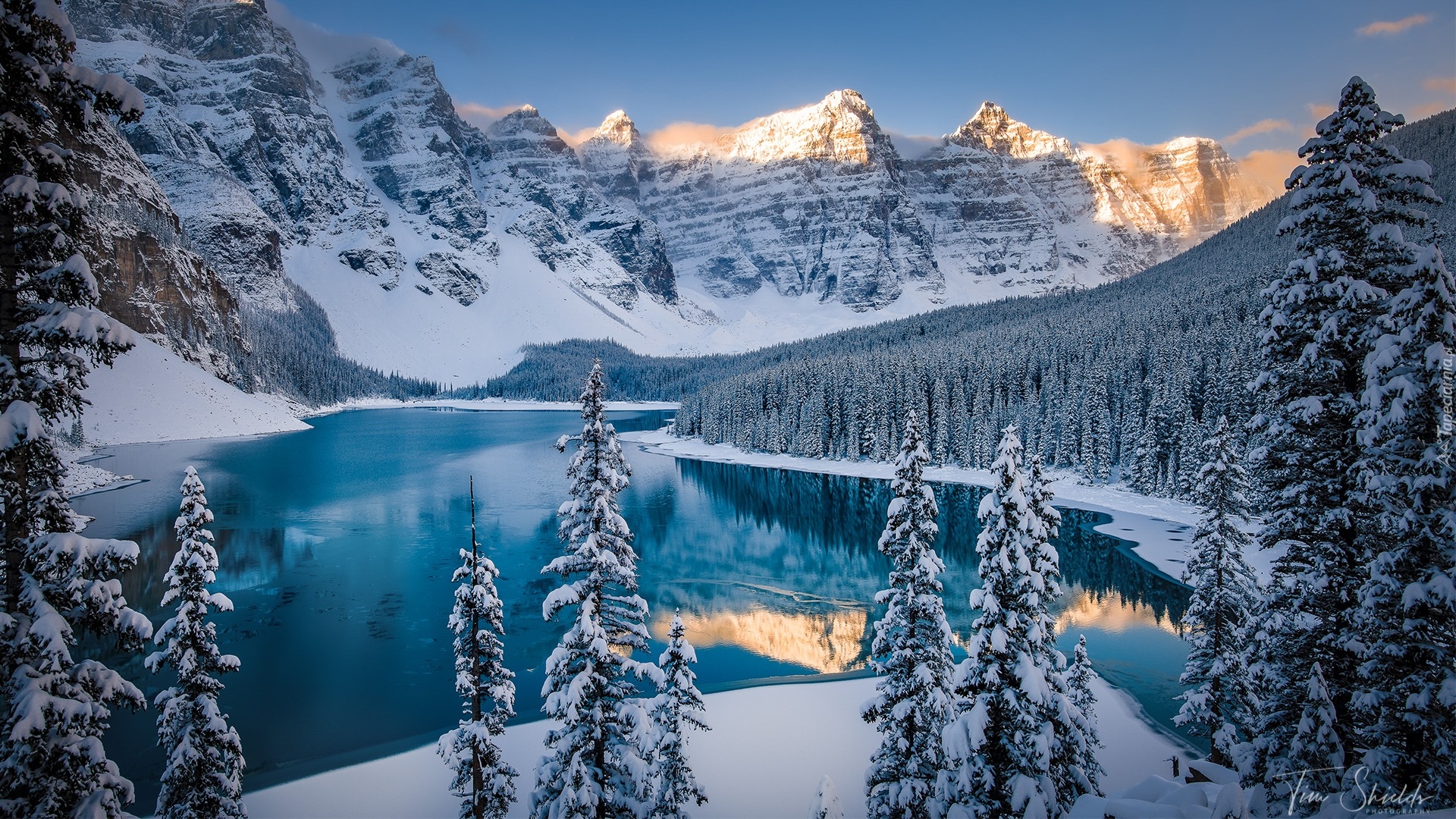 Zima, Góry, Jezioro, Moraine Lake, Ośnieżone, Drzewa, Góry, Park Narodowy Banff, Kanada