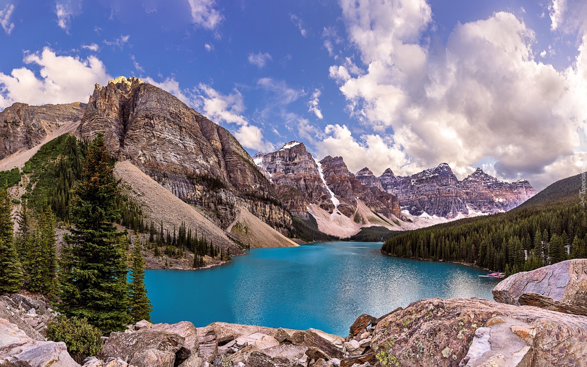 Park Narodowy Banff, Jezioro, Moraine Lake, Góry, Drzewa, Alberta, Kanada