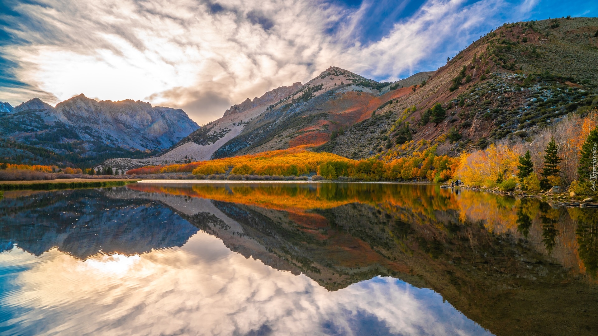 Stany Zjednoczone, Kalifornia, Eastern Sierra, Góry, Drzewa, Wschód słońca, Jezioro, North Lake, Jesień