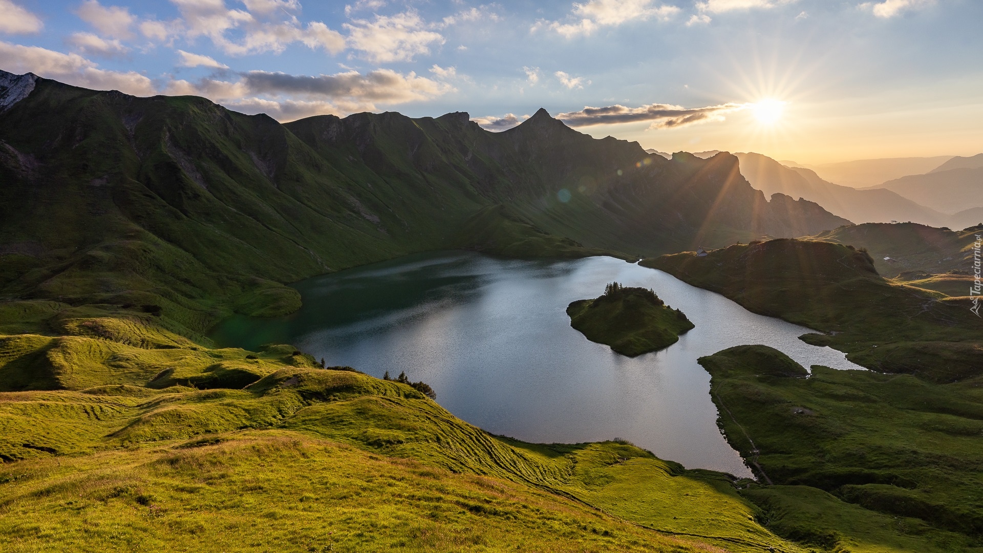 Góry, Wyspa, Jezioro Schrecksee, Wschód słońca, Chmury, Bawaria, Niemcy