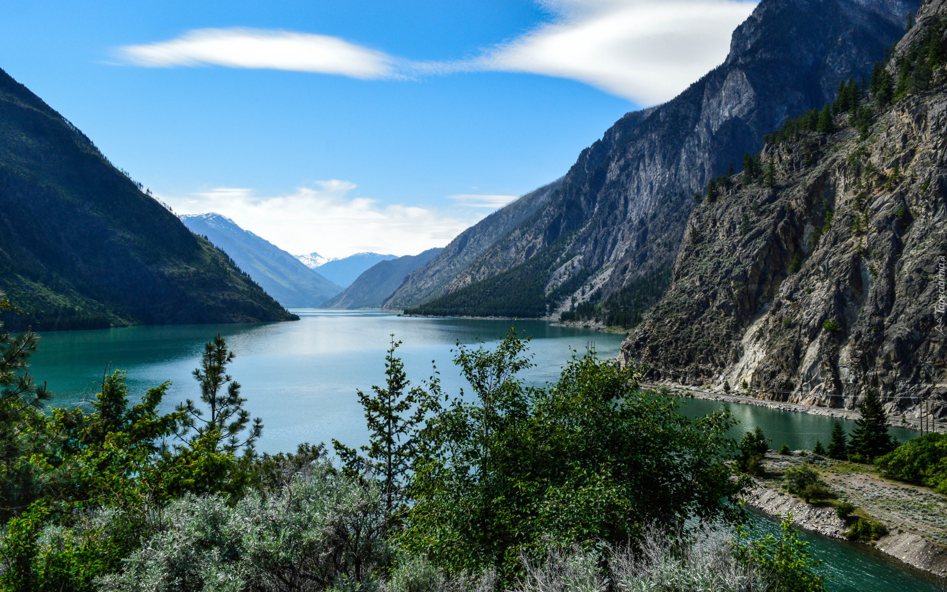 Góry Nadbrzeżne, Jezioro, Seton Lake, Drzewa, Niebo, Lillooet, Kolumbia Brytyjska, Kanada