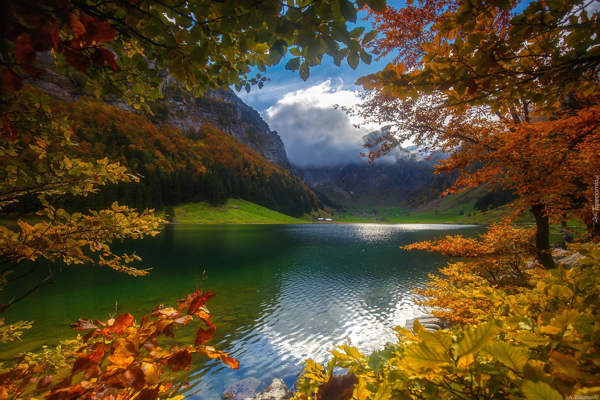 Góry, Jezioro, Jesień, Chmury, Drzewa