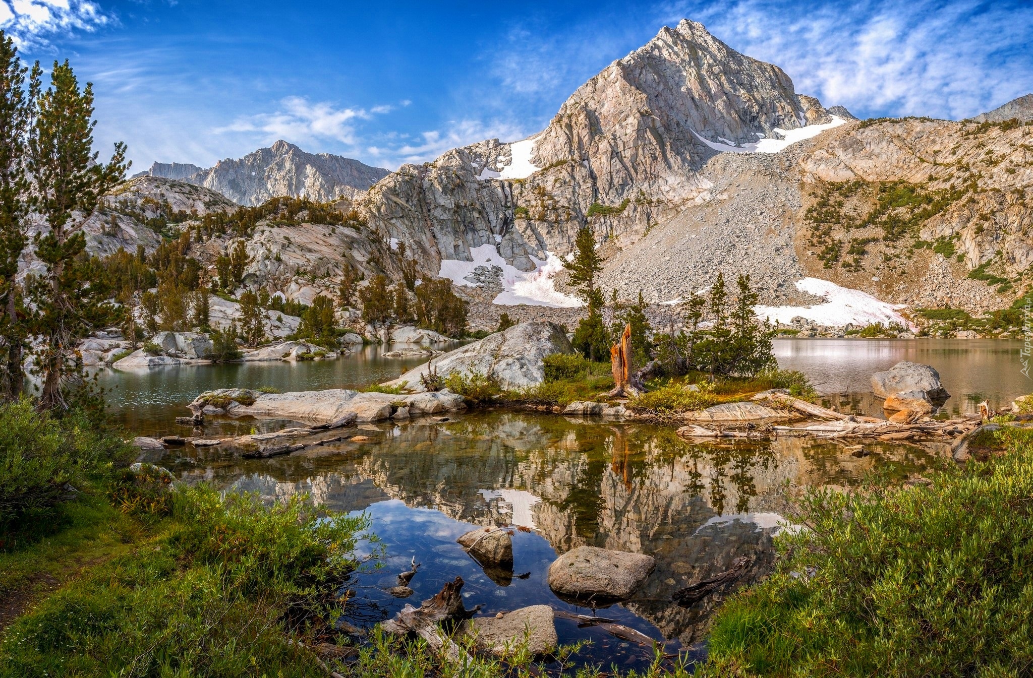 Stany Zjednoczone, Kalifornia, Rezerwat przyrody Wilderness John Muir, Góry Sierra Nevada, Jezioro, Kamienie, Drzewa