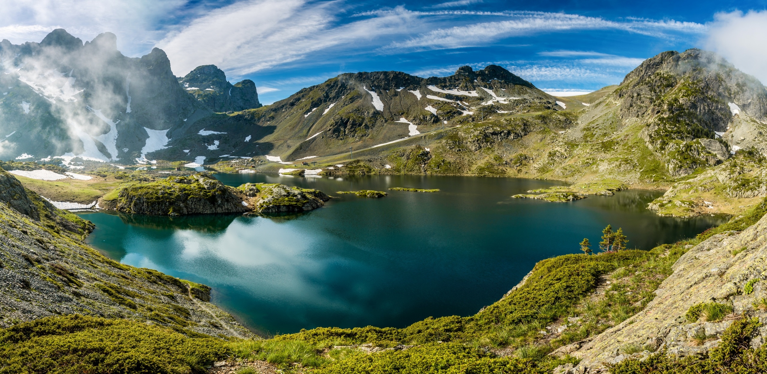 Francja, Góry Alpy, Pasmo Belledonne, Jezioro, Mgła, Chmury