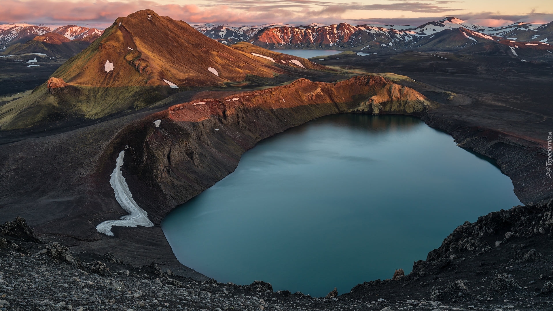 Góry, Jezioro Hnausapollur, Islandia