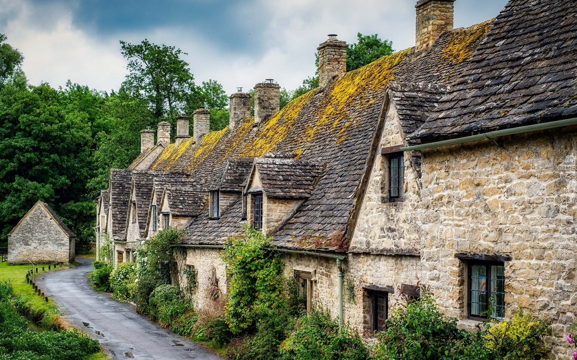 Kamienne, Domy, Droga, Wieś Bibury, Hrabstwo Gloucestershire, Anglia