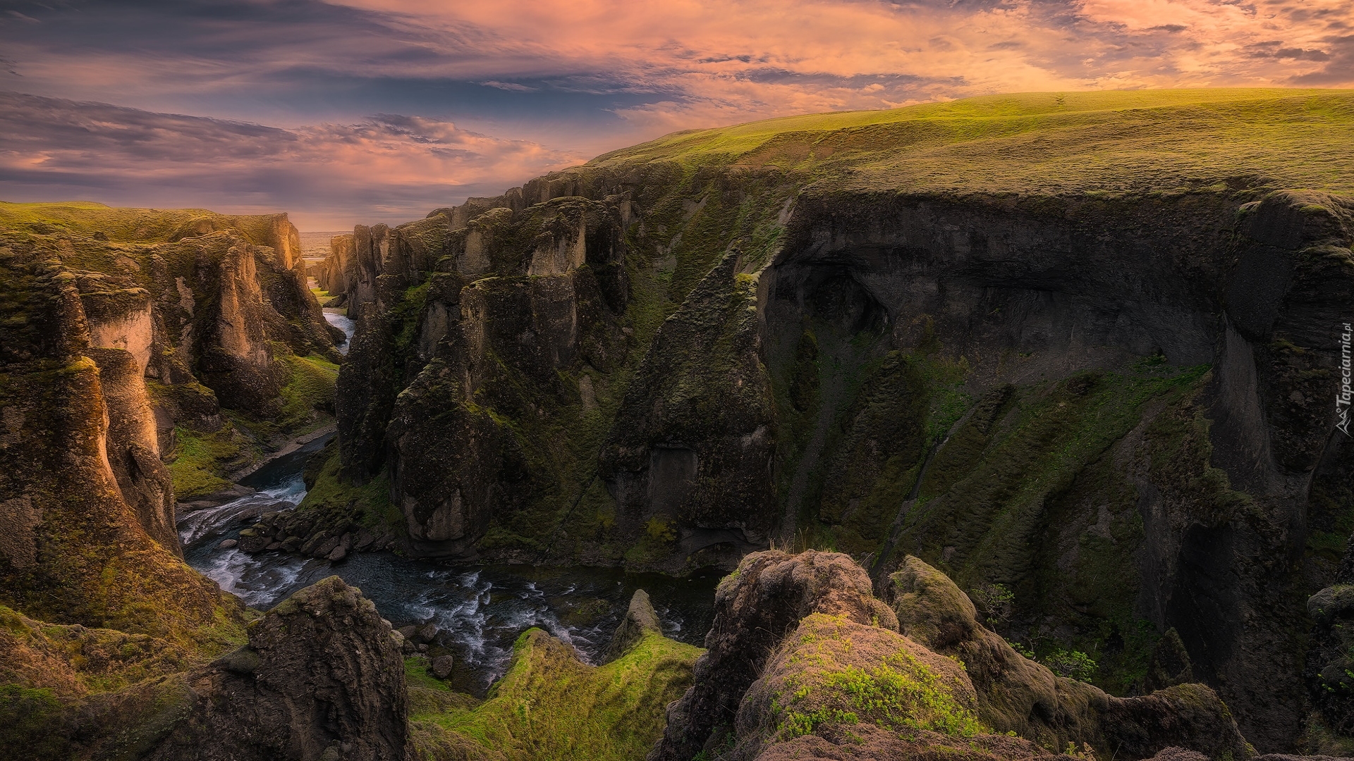 Góry, Kanion Fjadrargljufur, Skały, Rzeka Fjadra, Islandia