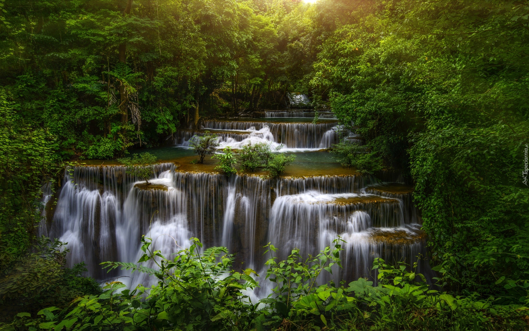 Wodospad Erawan, Kaskada, Drzewa, Park Narodowy Erawan, Prowincja Kanchanaburi, Tajlandia