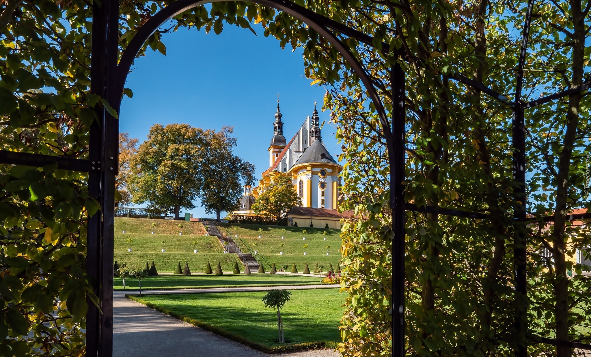 Niemcy, Neuzelle, Kościół, Wniebowzięcia Najświętszej Marii Panny, Klasztor, Kloster Neuzelle, Park, Pergola