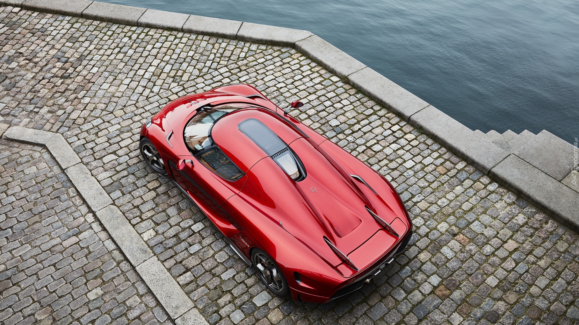 Czerwony, Koenigsegg Regera, 2016, Nabrzeże