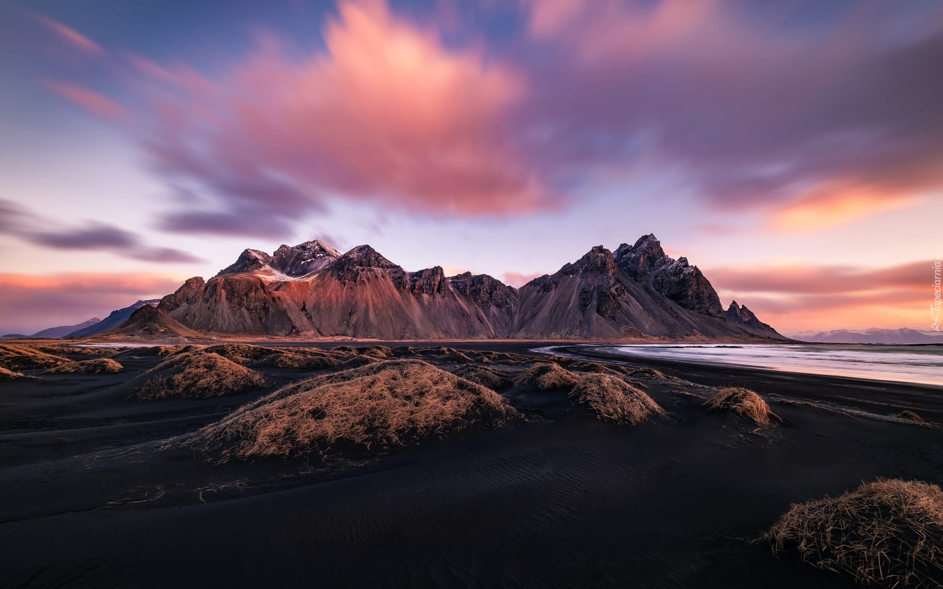 Góry, Góra Vestrahorn, Plaża Stokksnes, Wydmy, Chmury, Islandia