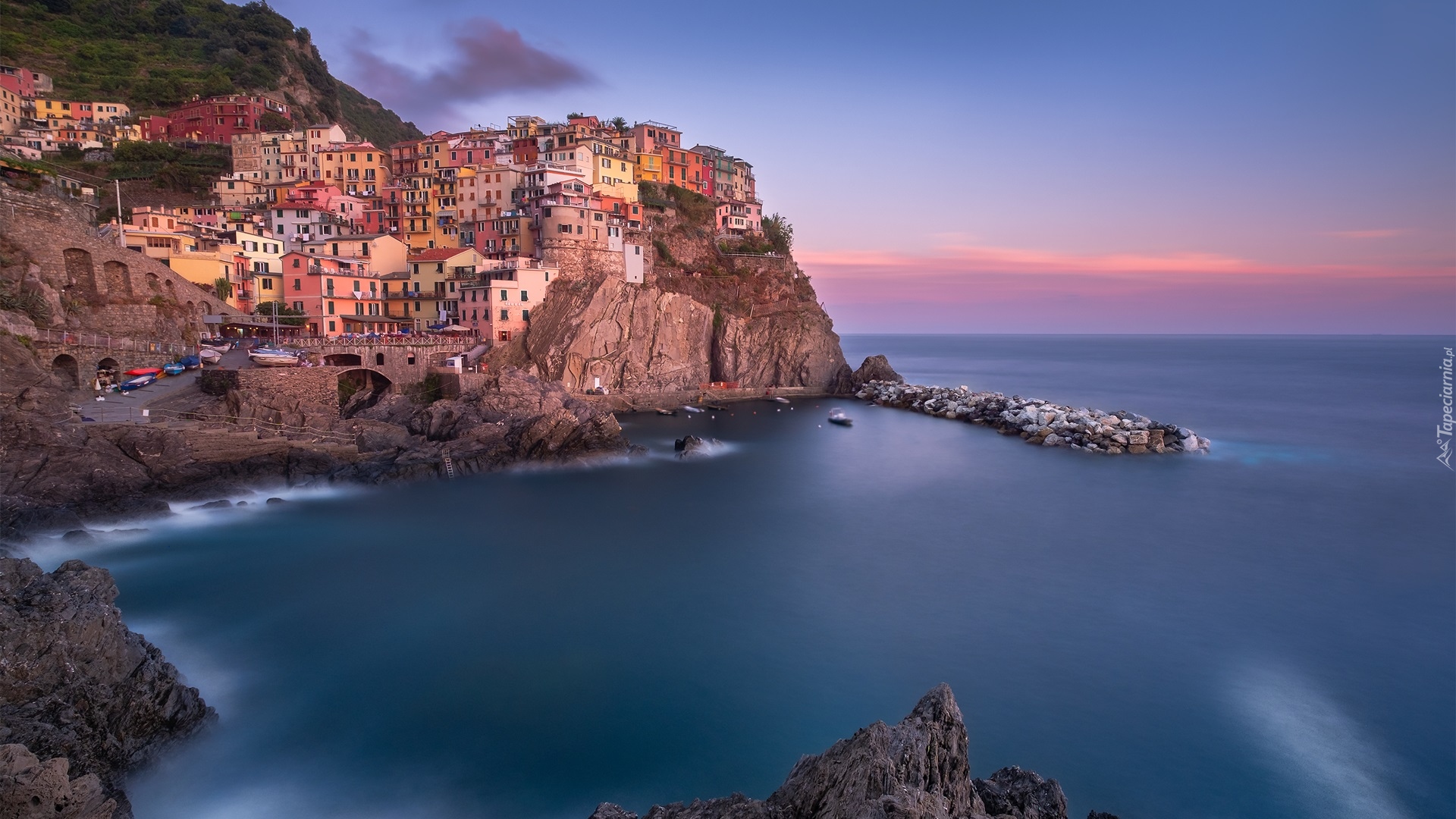 Włochy, Gmina Riomaggiore, Miejscowość Manarola, Morze Liguryjskie, Cinque Terre, Domy, Zatoka, Skały