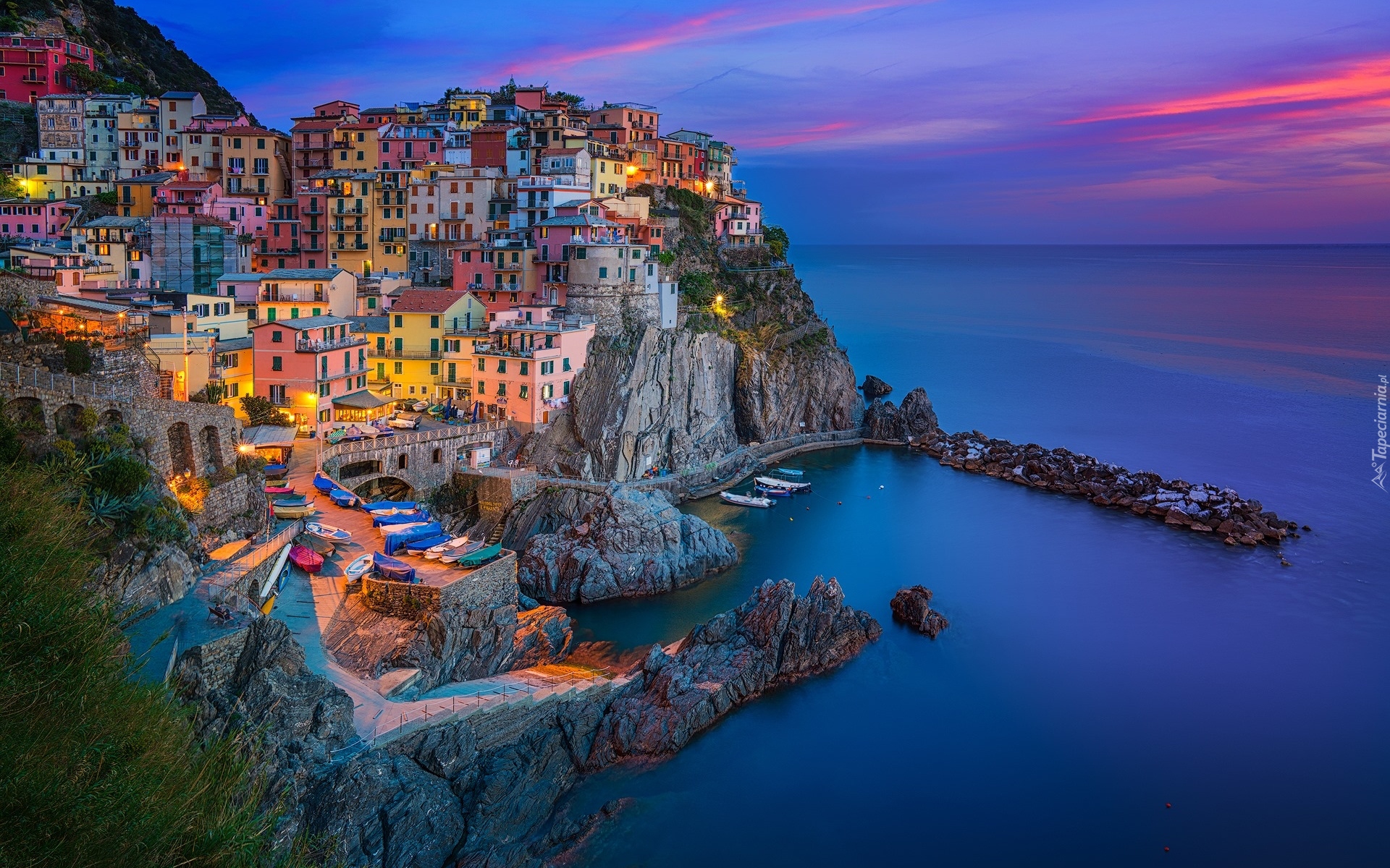 Włochy, Gmina Riomaggiore, Miejscowość Manarola, Morze Liguryjskie, Cinque Terre, Kolorowe, Domy, Skały