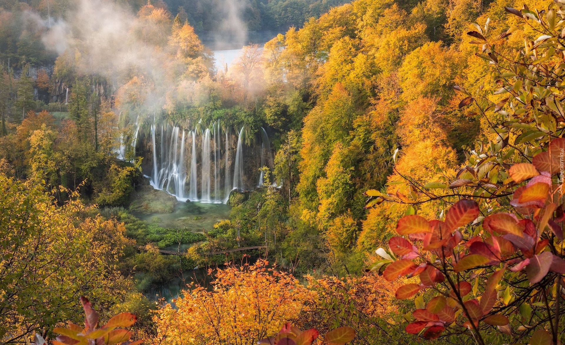 Park Narodowy Jezior Plitwickich, Plitwice, Chorwacja, Wodospad, Las, Drzewa, Kolorowa, Roślinność, Mgła, Jesień
