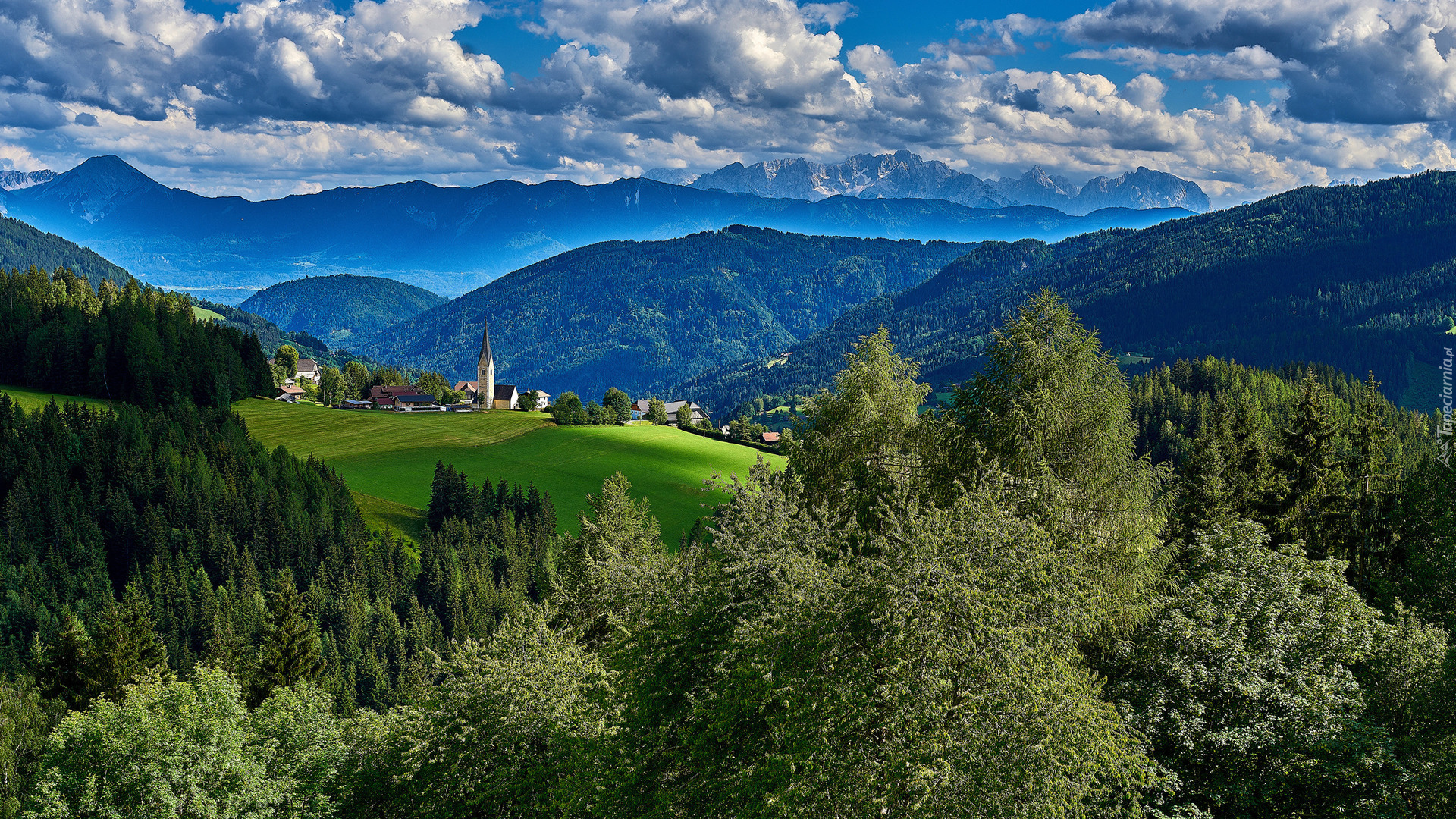 Austria, Heiligenblut am Groglockner, Góry, Chmury, Kościół, Domy, Drzewa