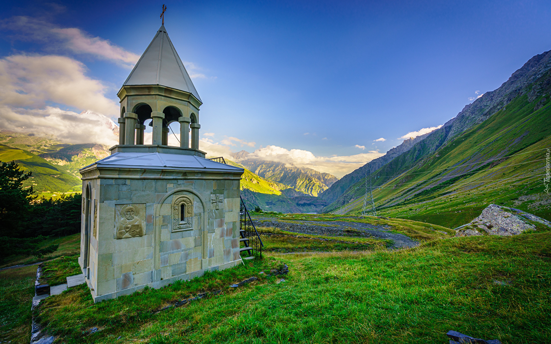 Góry, Kaukaz, Kościół Ioane Natlismcemeli, Stepancminda, Gruzja