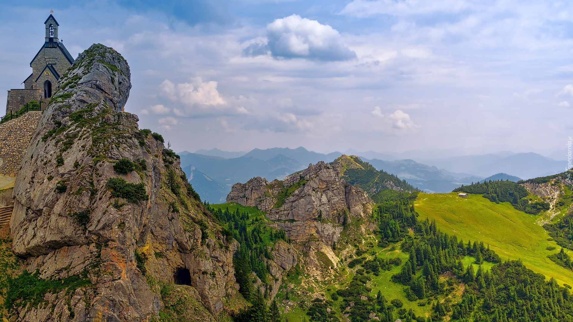Часовня в горах Болгария