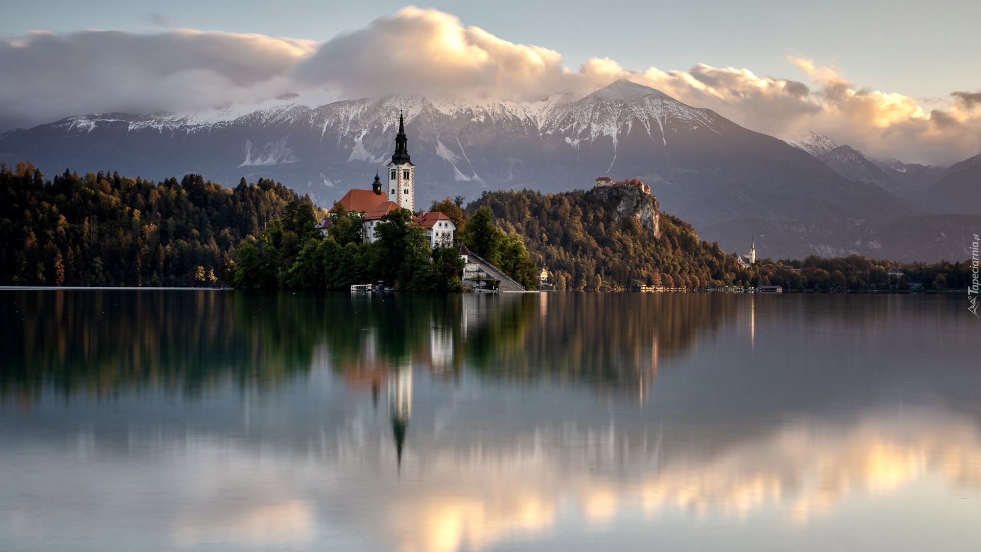 Słowenia, Jezioro Bled, Góry, Kościół, Wyspa, Blejski Otok, Chmury, Odbicie
