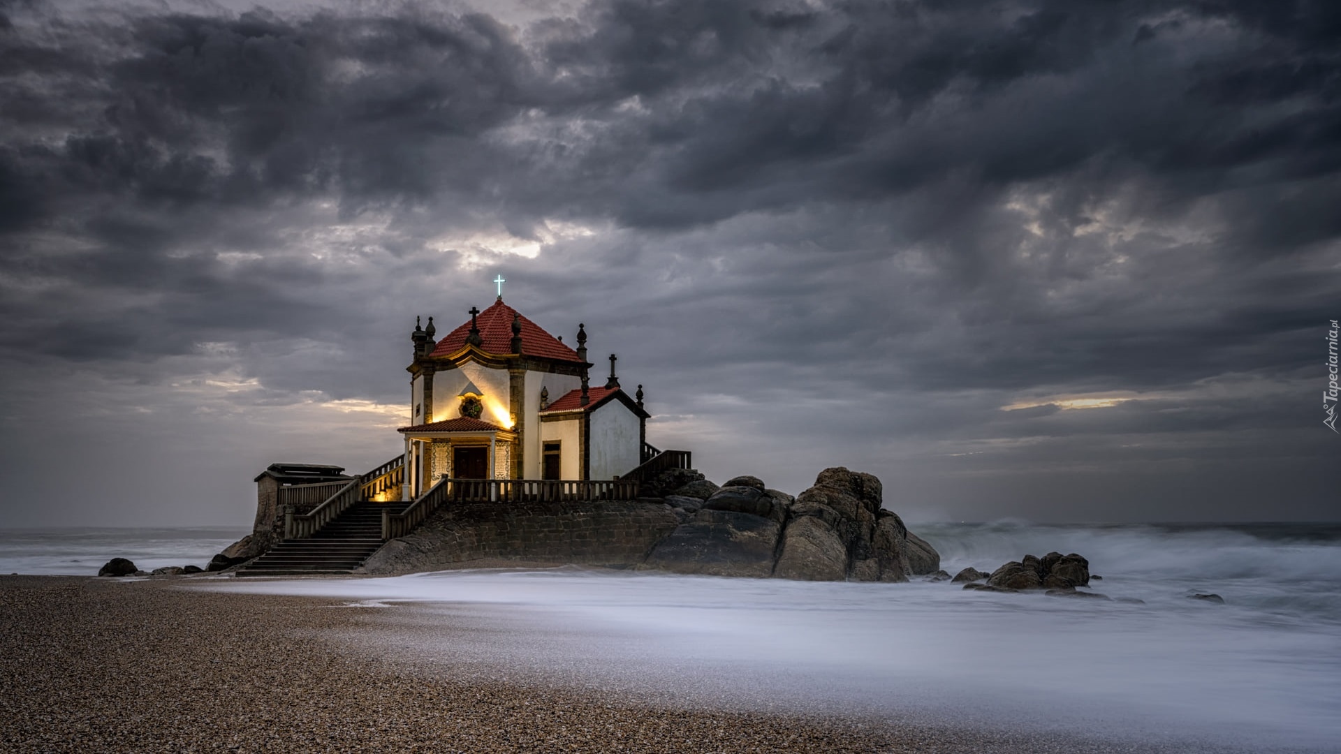 Portugalia, Praia de Miramar, Morze, Kościół, Senhor da Pedra, Skały, Chmury