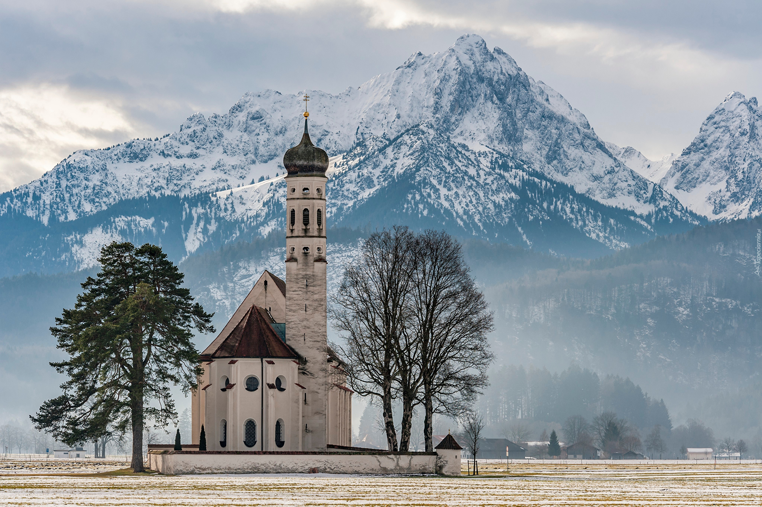 Niemcy, Bawaria, Schwangau, Kościół St Coloman, Góry, Alpy, Drzewa