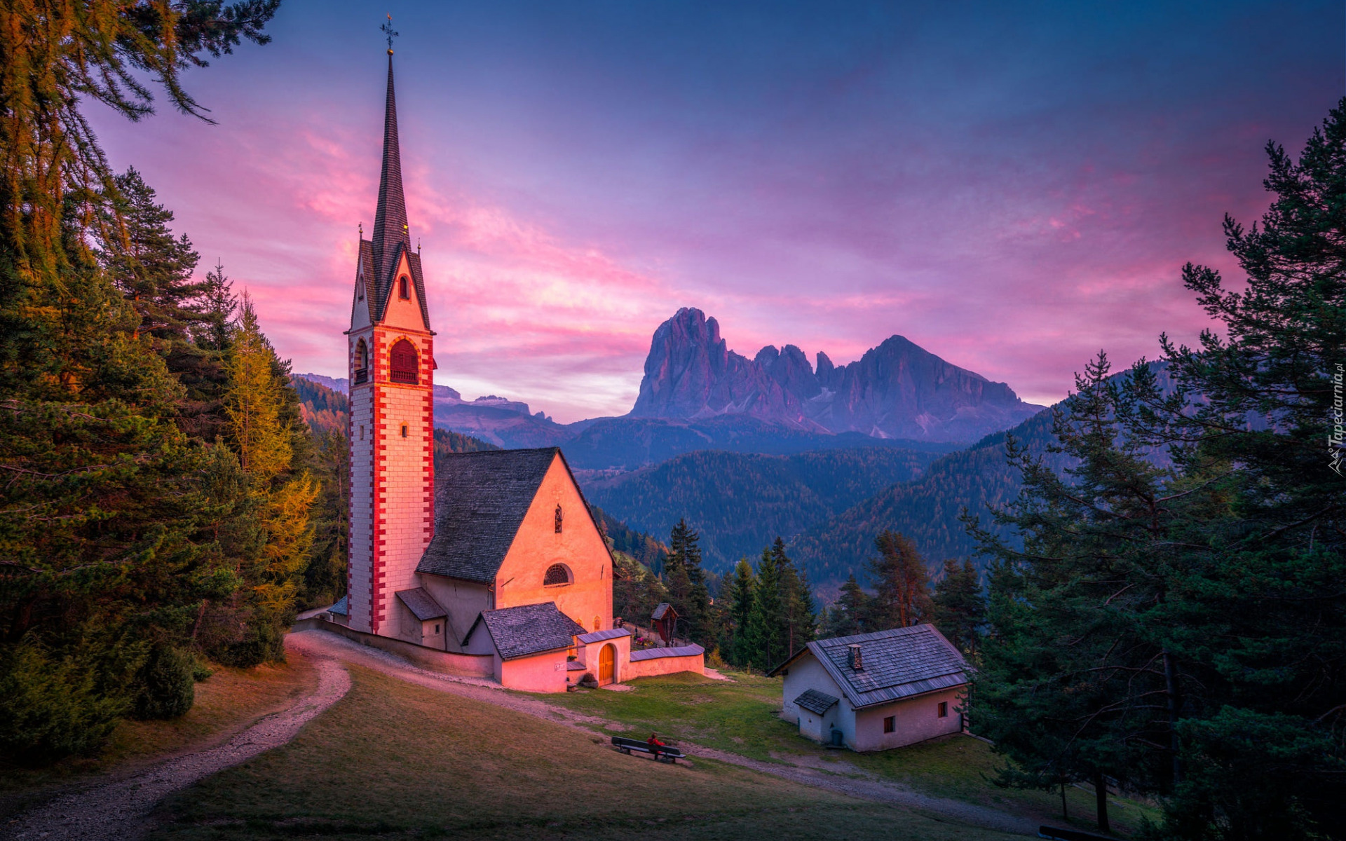 Góry, Dolomity, Lasy, Drzewa, Kościół św Jakuba, Dróżka, Zachód słońca, Chmury, Włochy