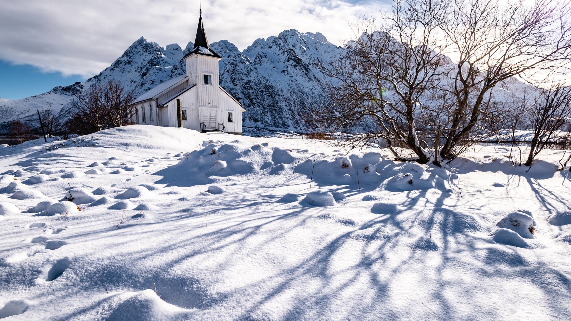 Norwegia, Svolvaer, Góry, Zima, Kościół, Drzewa