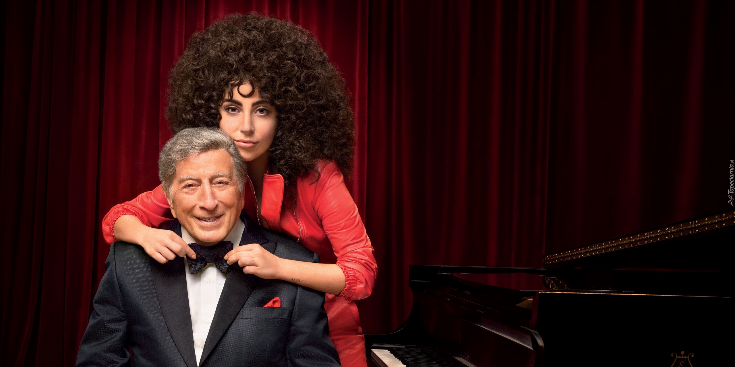 Kobieta, Mężczyzna, Piosenkarka, Lady Gaga, Piosenkarz, Tony Bennett, Smoking, Muszka, Kurtyna