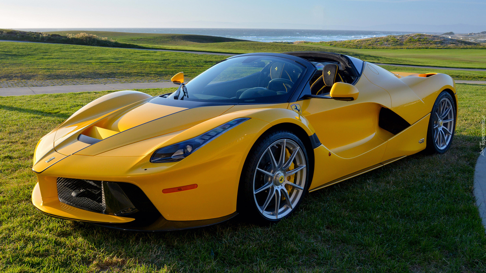 Tapety Laferrari