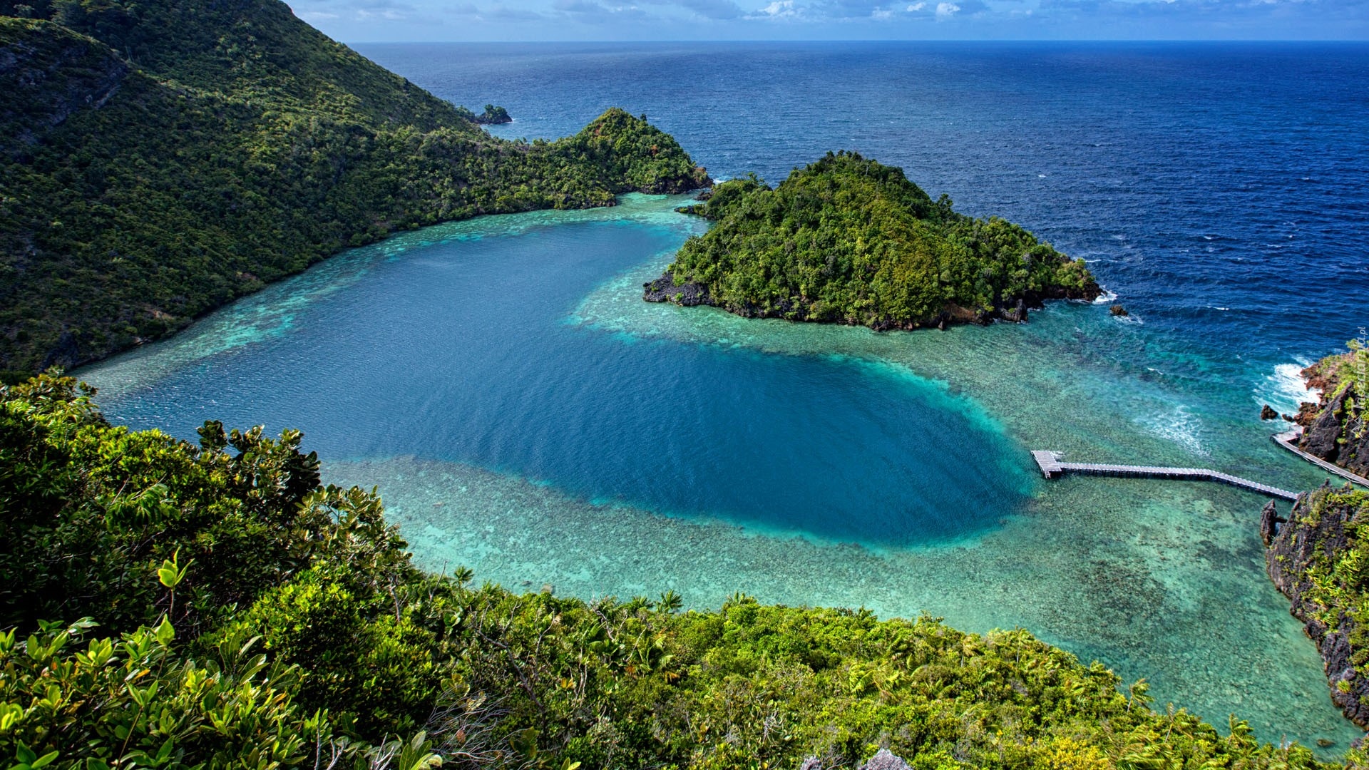 Indonezja, Papua Zachodnia, Wyspa Misool, Karawapop, Morze Seram, Laguna