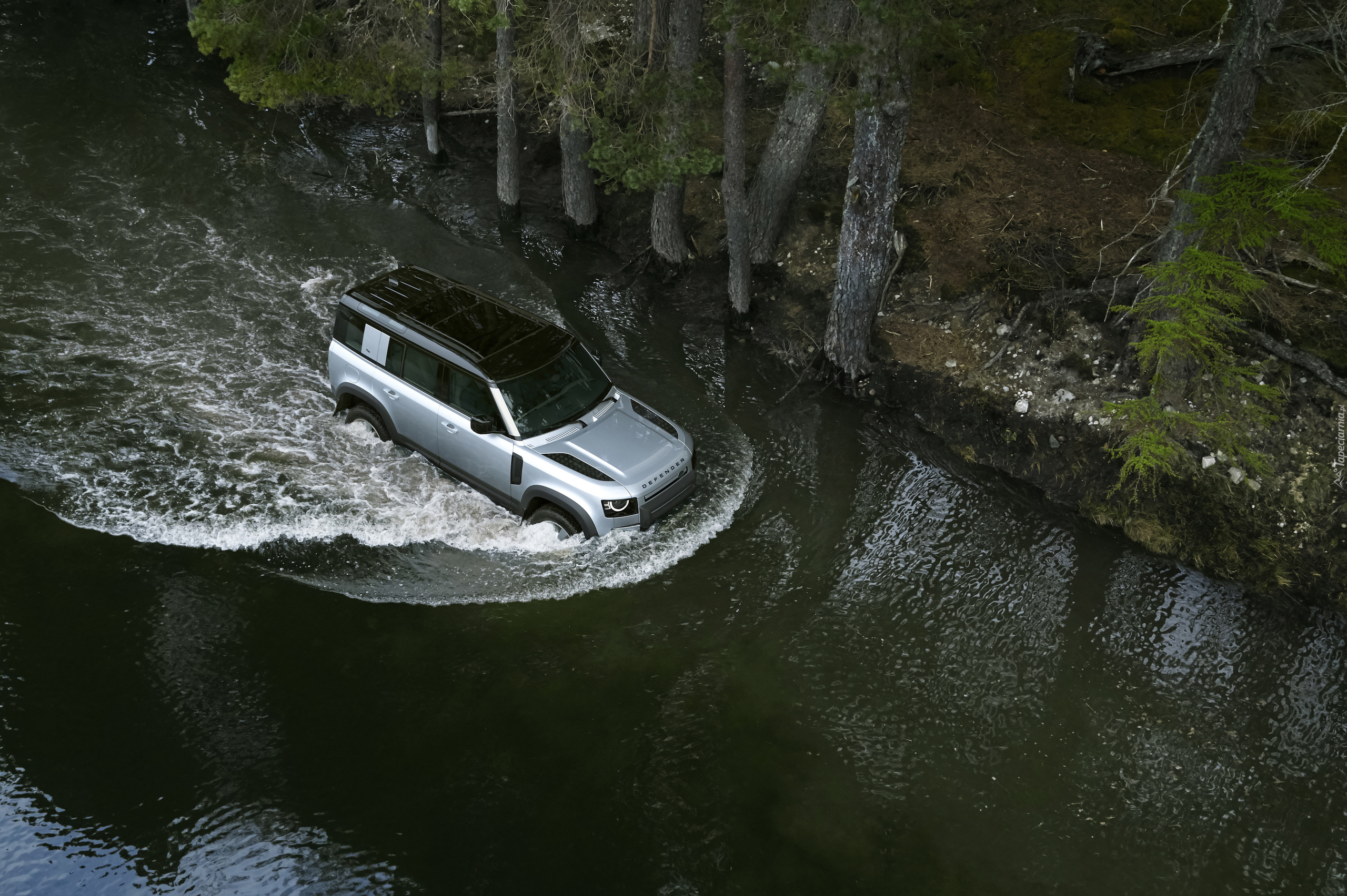 Land Rover Defender, 2020, Rzeka