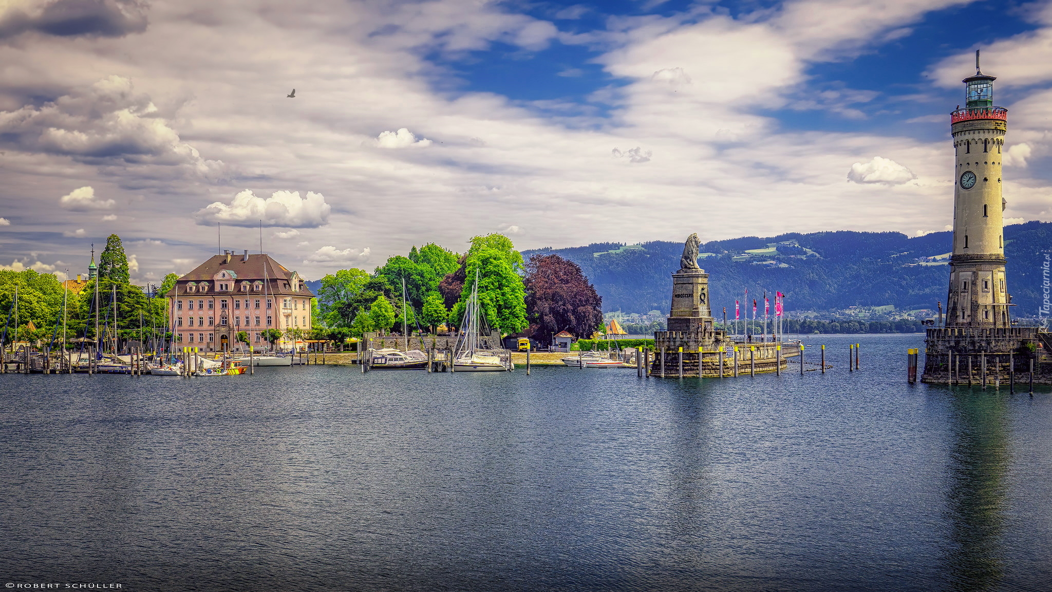 Jezioro Bodeńskie, Dom, Żaglówki, Drzewa, Latarnia morska, New Lighthouse, Lindau, Bawaria, Niemcy