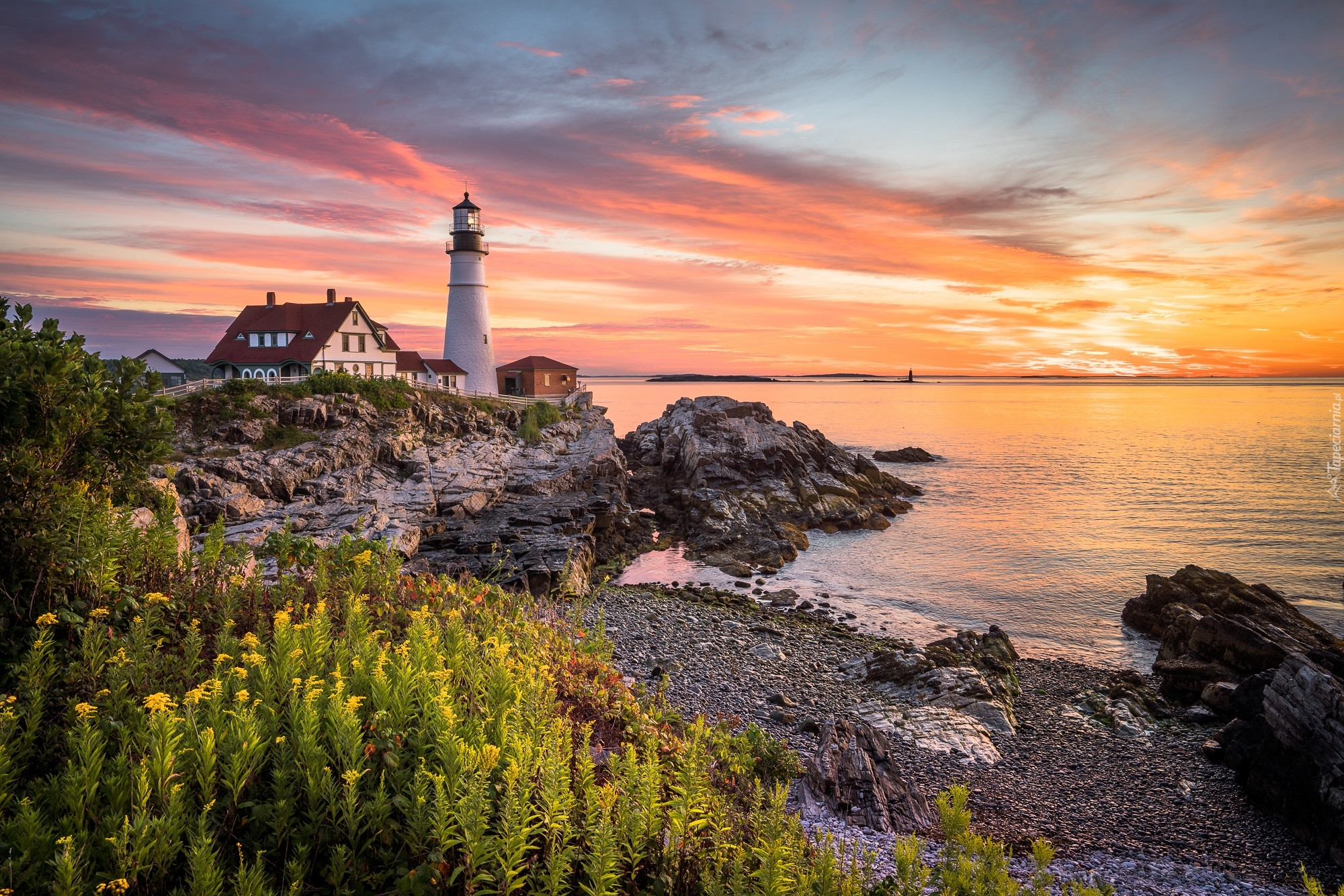 Latarnia morska, Portland Head Light, Morze, Skały, Rośliny, Zatoka Casco, Cape Elizabeth, Stan Maine, Stany Zjednoczone