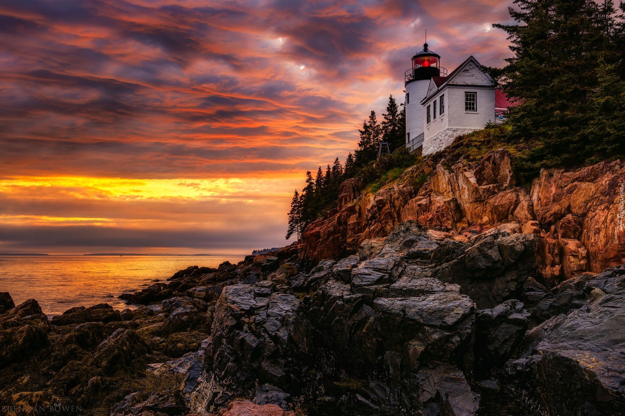 Stany Zjednoczone, Stan Maine, Park Narodowy Acadia, Bass Harbor, Latarnia morska, Morze, Skały, Zachód słońca