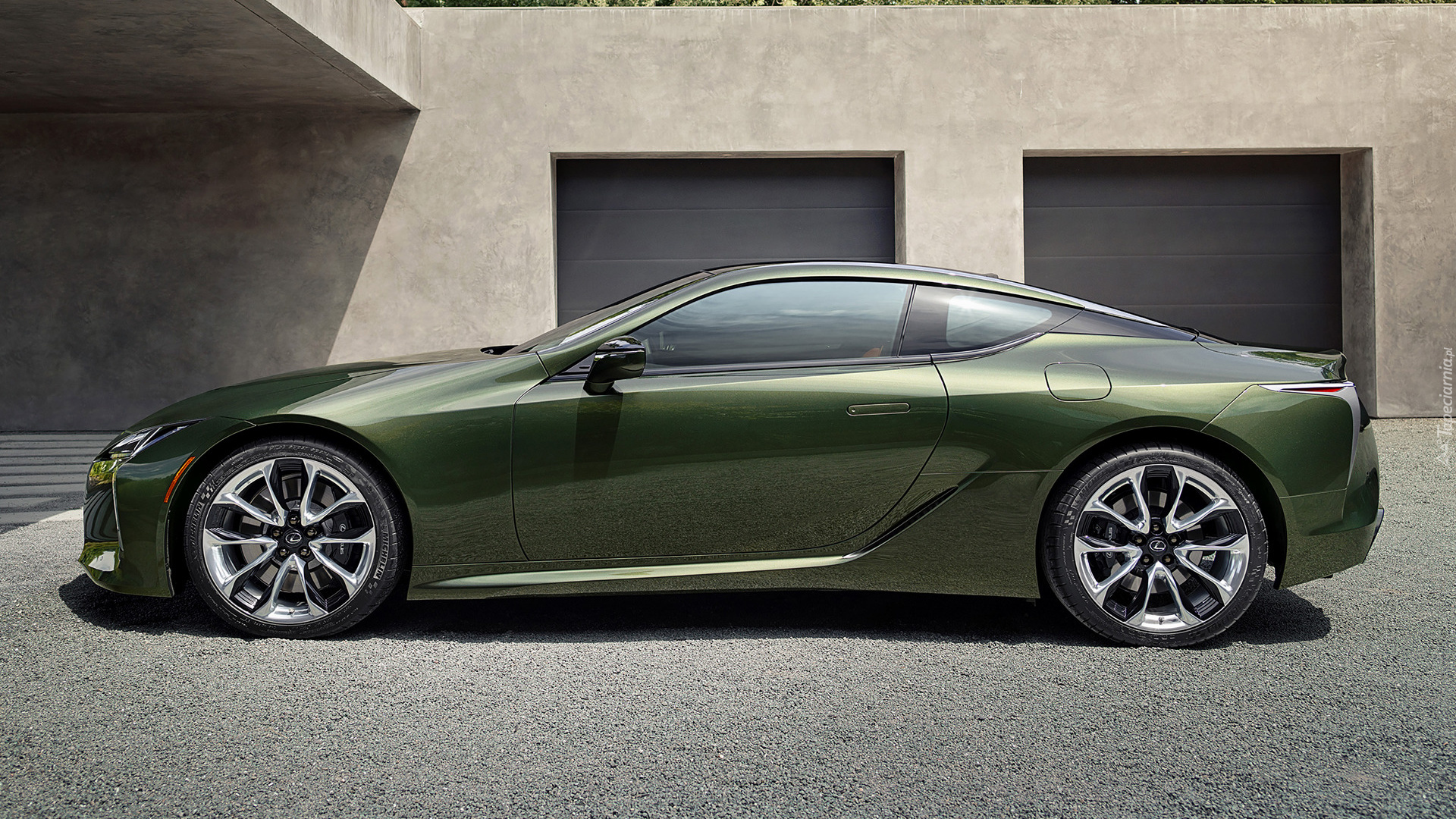 Lexus LC 500, Bok