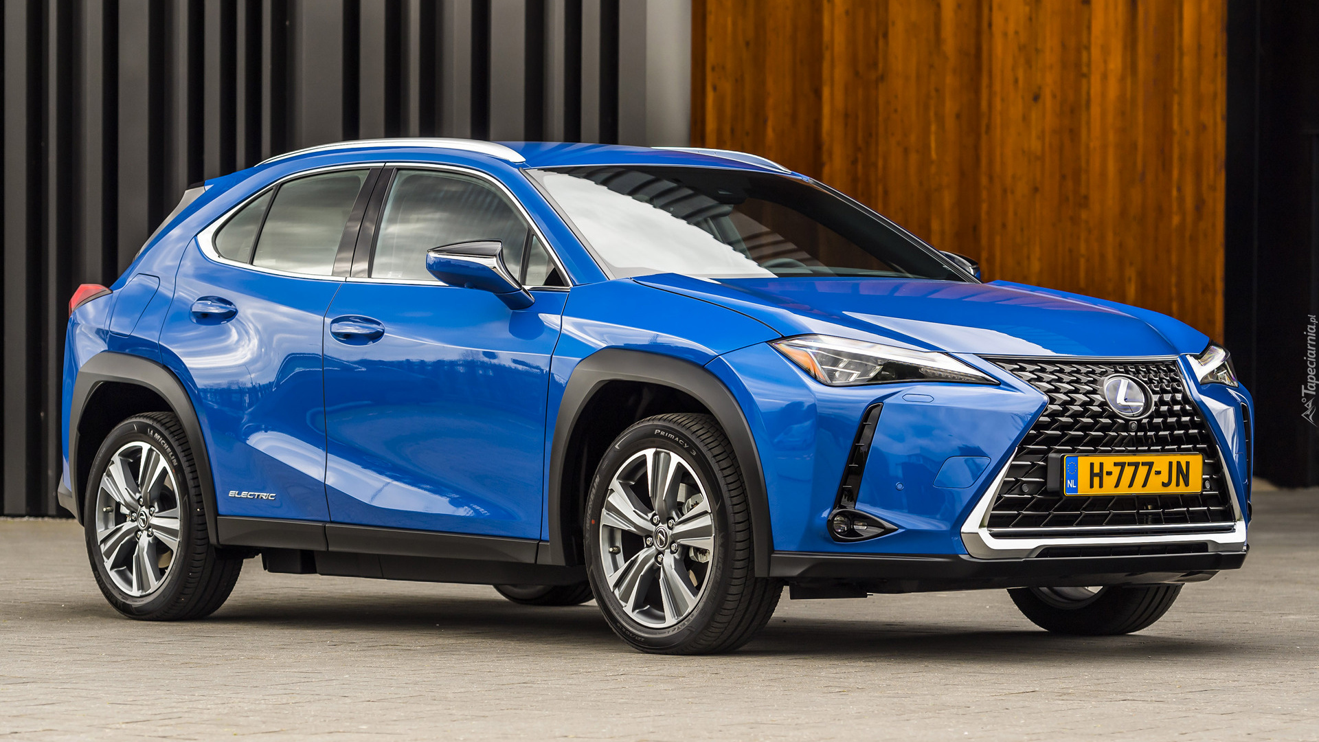 Lexus UX Electric, Niebieski