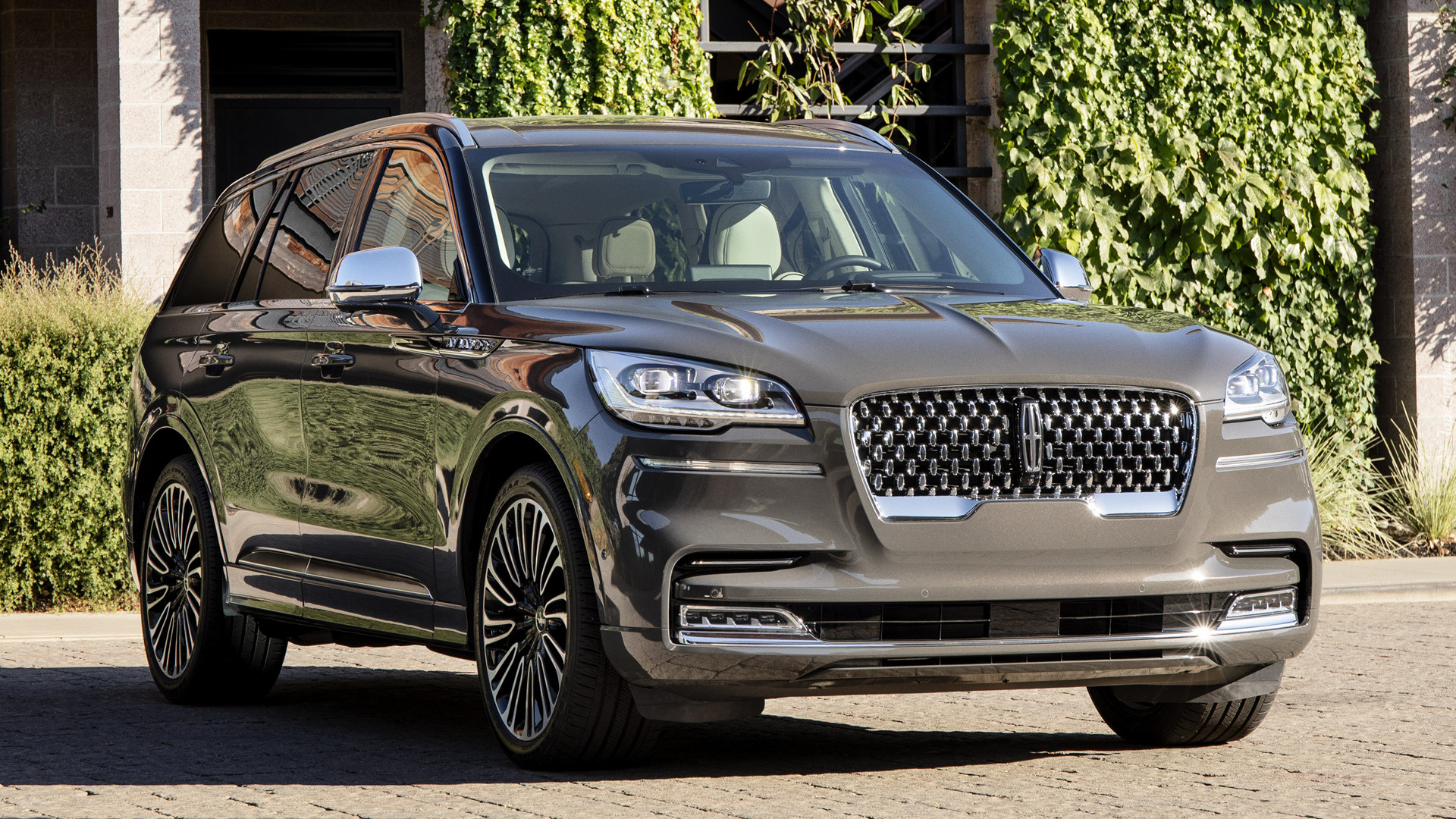 Lincoln Aviator Black Label