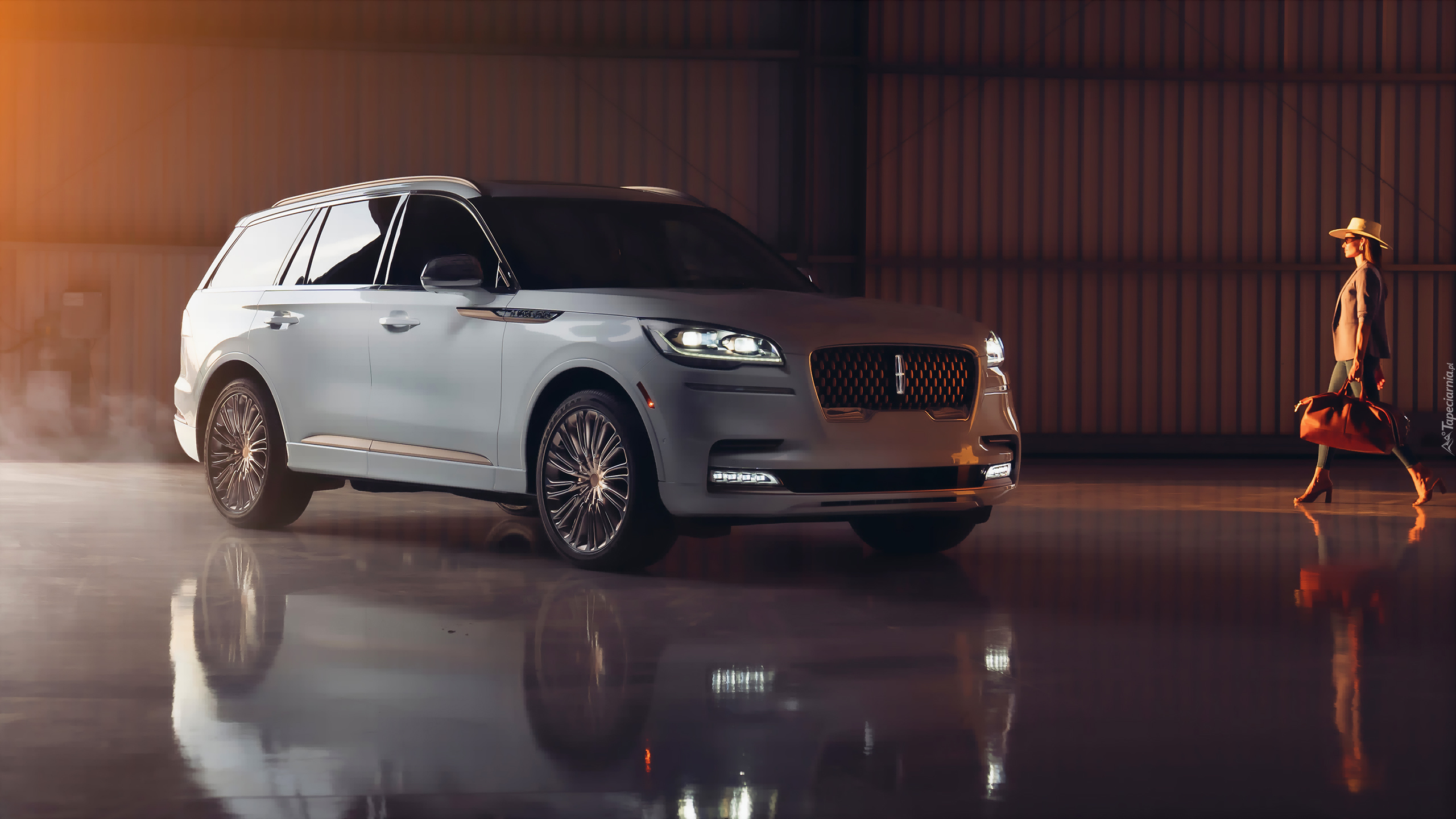 Lincoln Aviator Shinola, Concept, Kobieta