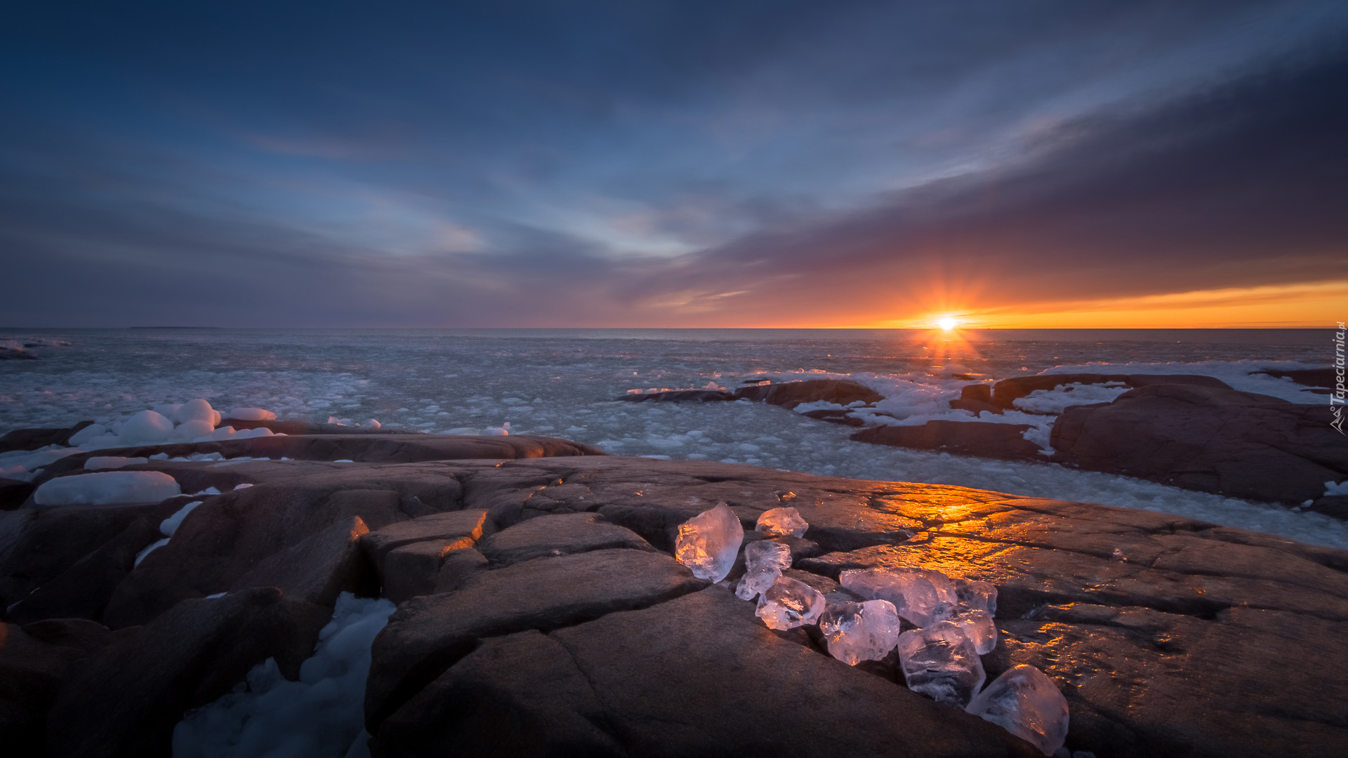 Ocean, Chmury, Zachód słońca, Odbicie, Skała, Zima, Lód