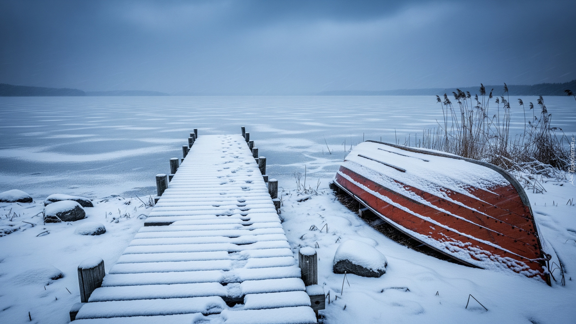 Zima, Jezioro, Łódka, Pomost, Niebo