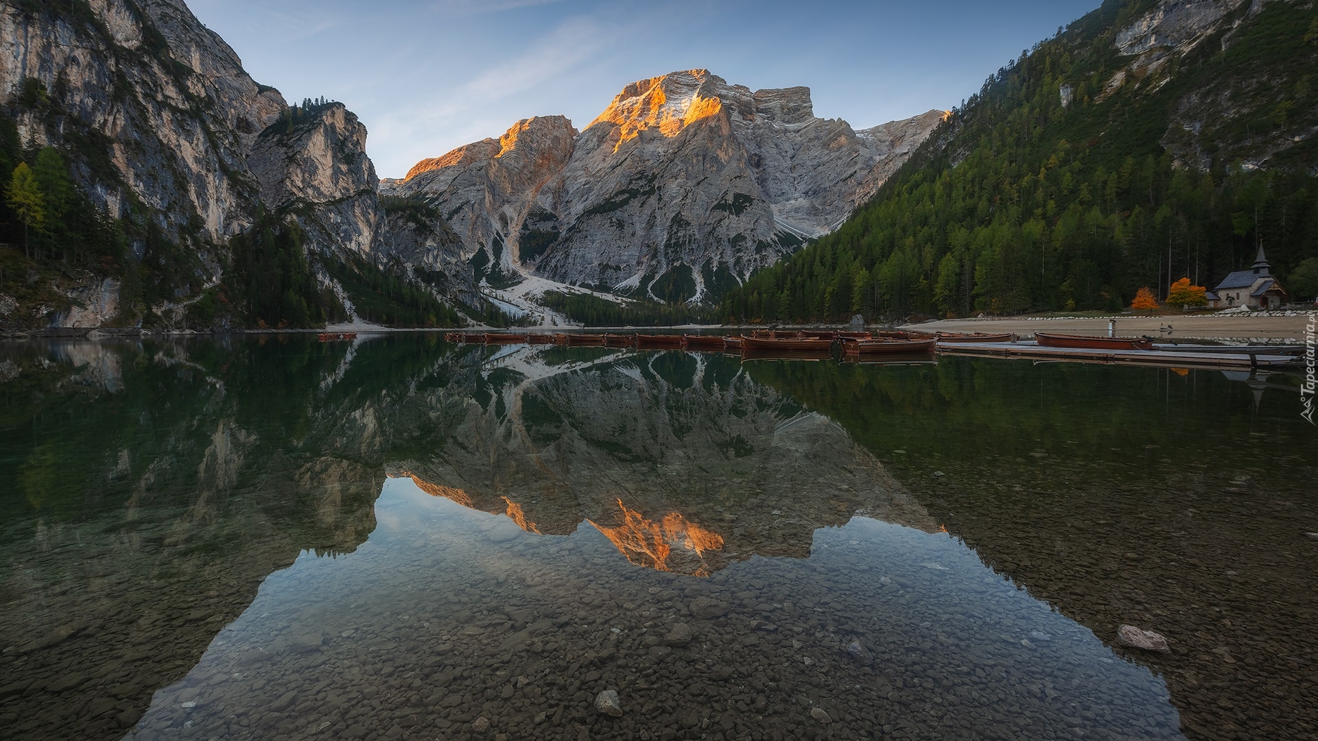 Góry, Dolomity, Jezioro, Braies Lake, Łódki, Drzewa, Włochy