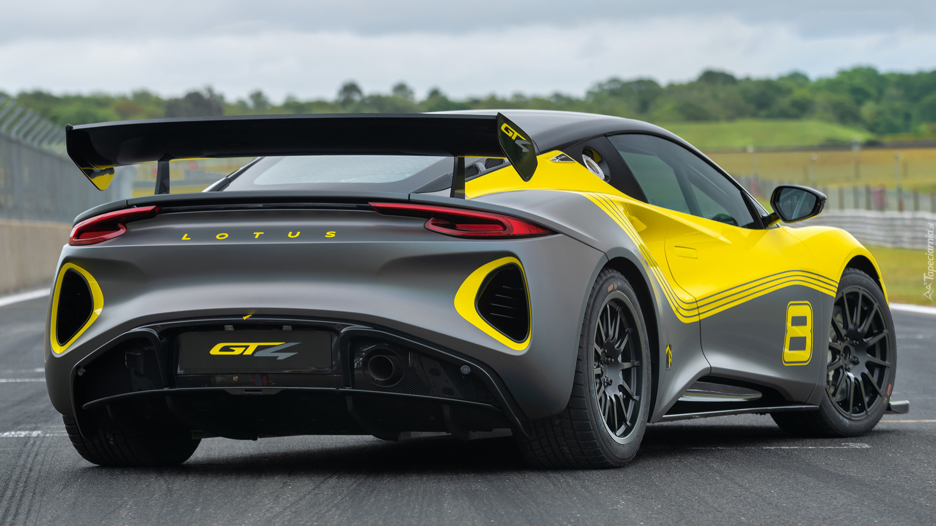 Lotus Emira GT4, 2023