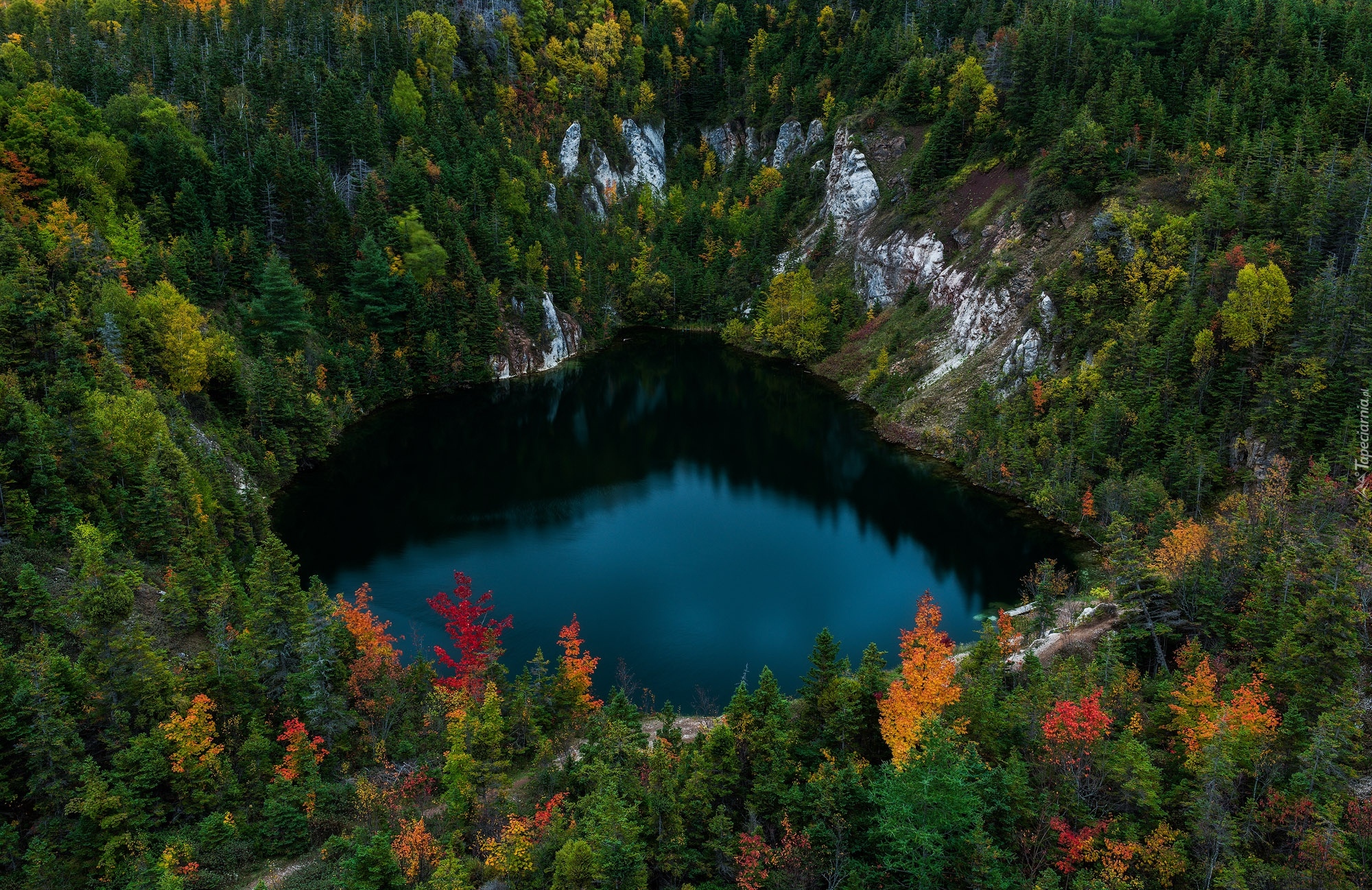 Jezioro, Gypsum Mine Lake, Lasy, Jesień, Skały, Nowa Szkocja, Kanada