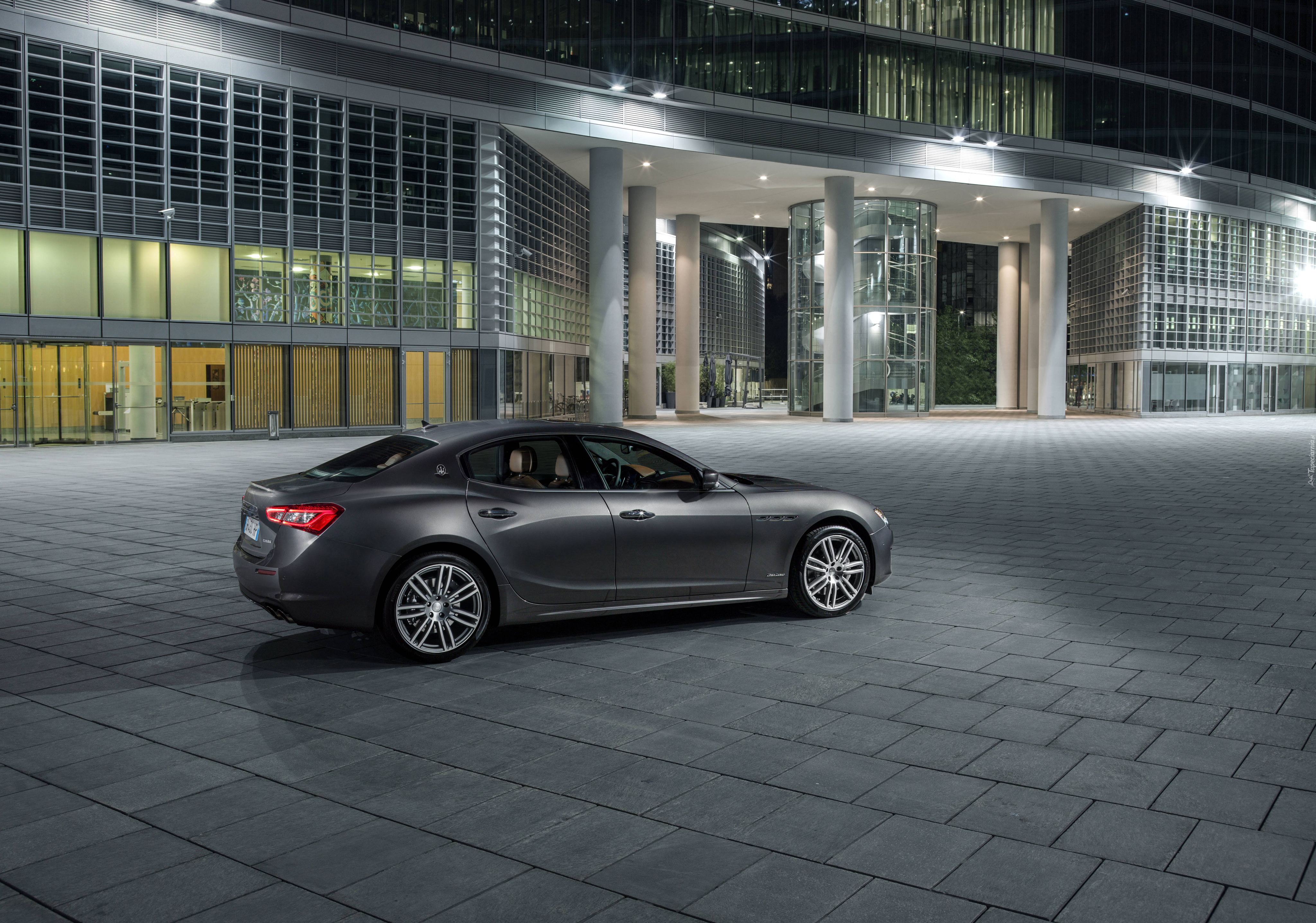 Maserati Ghibli GranLusso, 2017